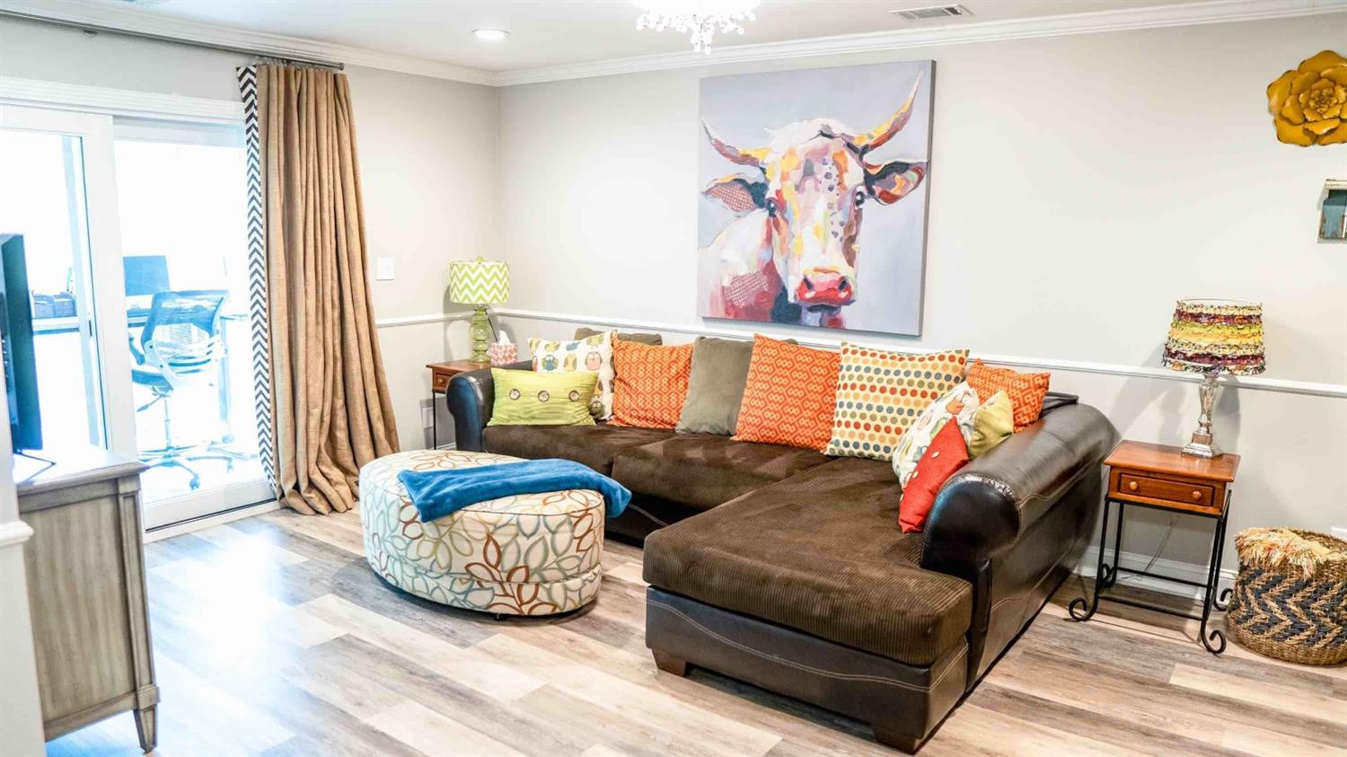 395 Redding Road, 97-98