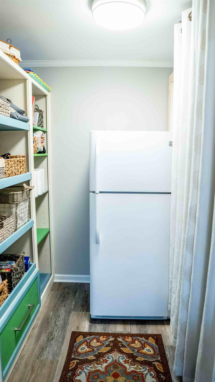 395 Redding Road, 97-98