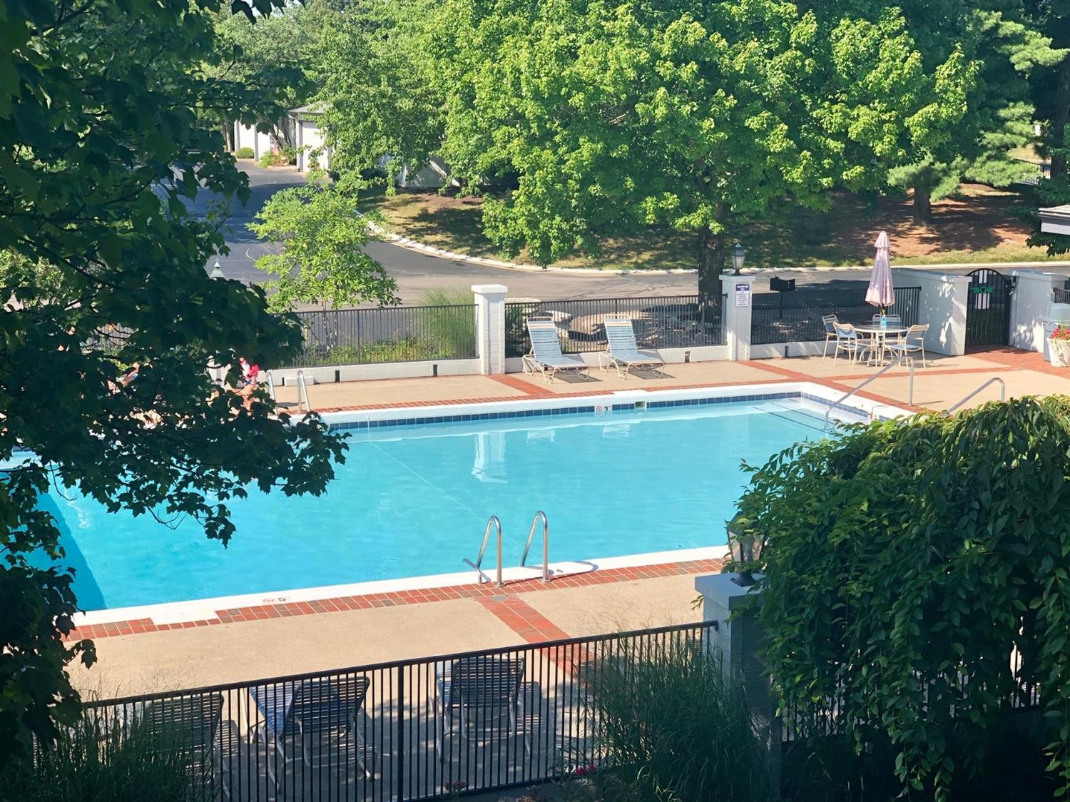 395 Redding Road, 97-98