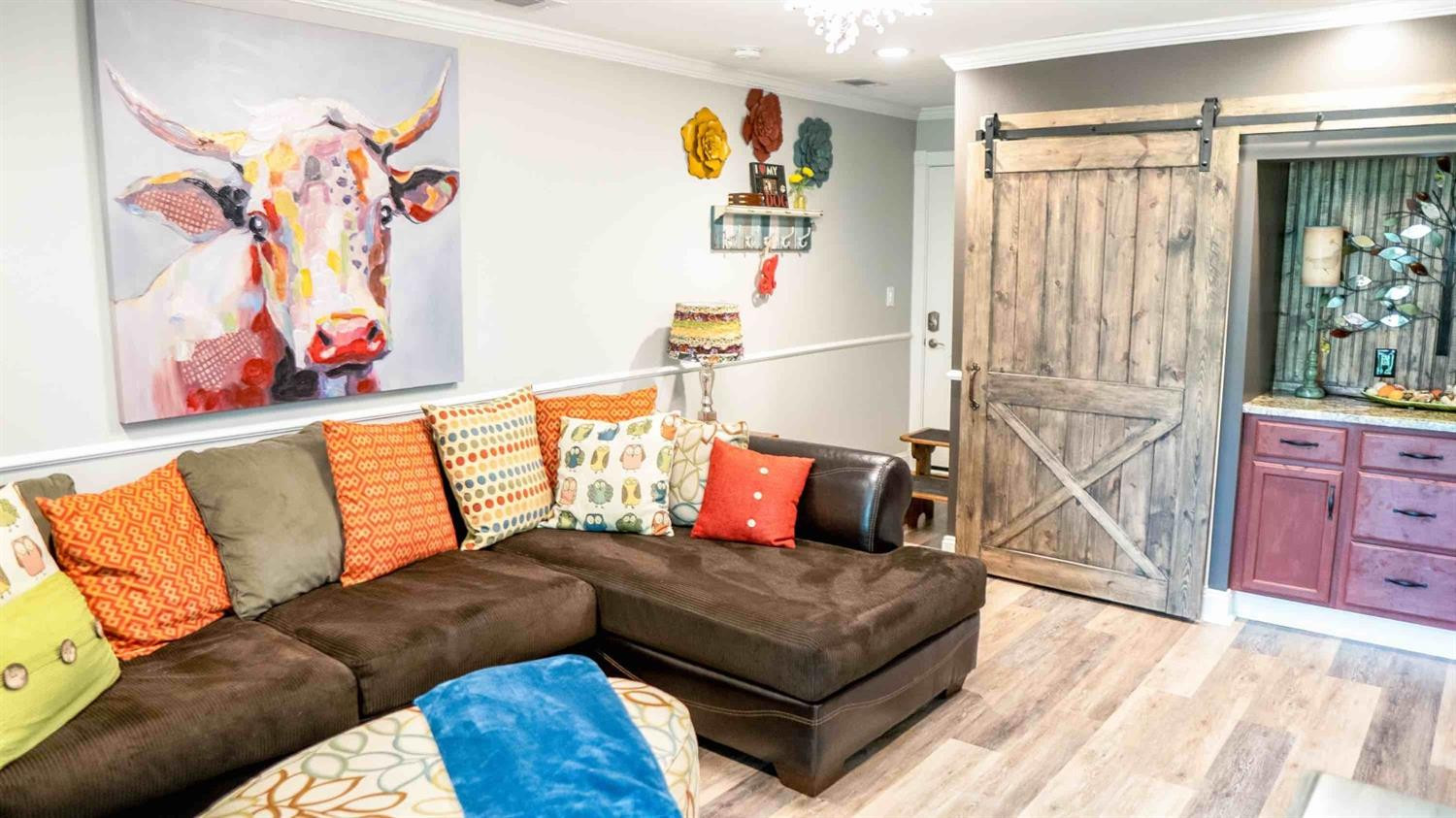 395 Redding Road, 97-98