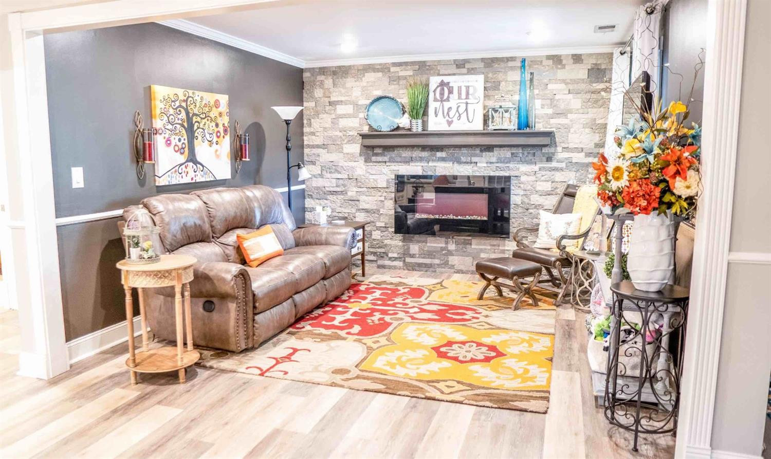 395 Redding Road, 97-98