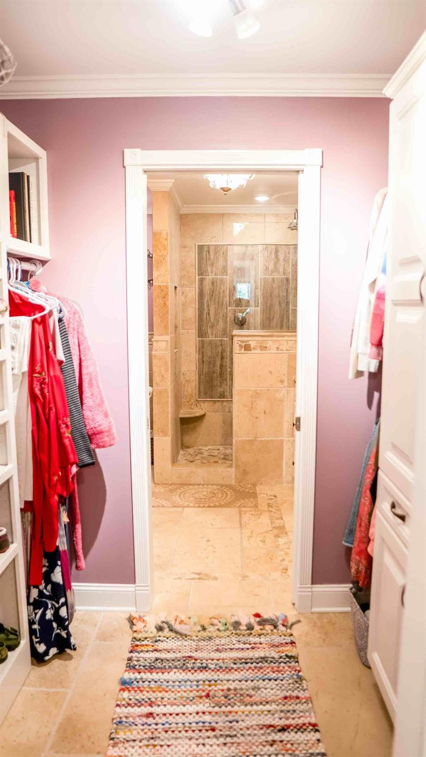 395 Redding Road, 97-98