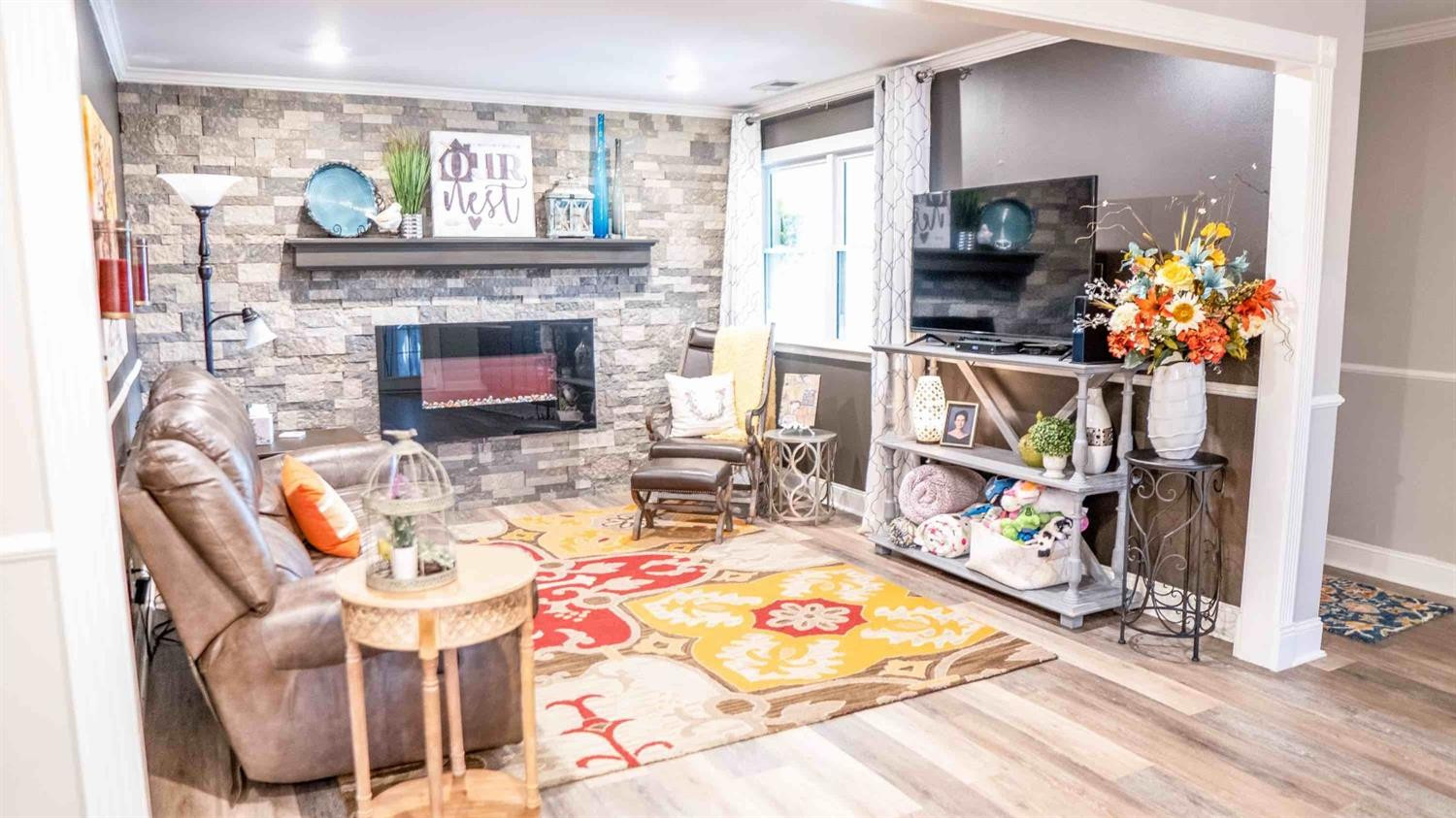 395 Redding Road, 97-98