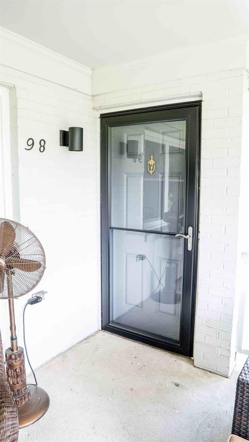 395 Redding Road, 97-98