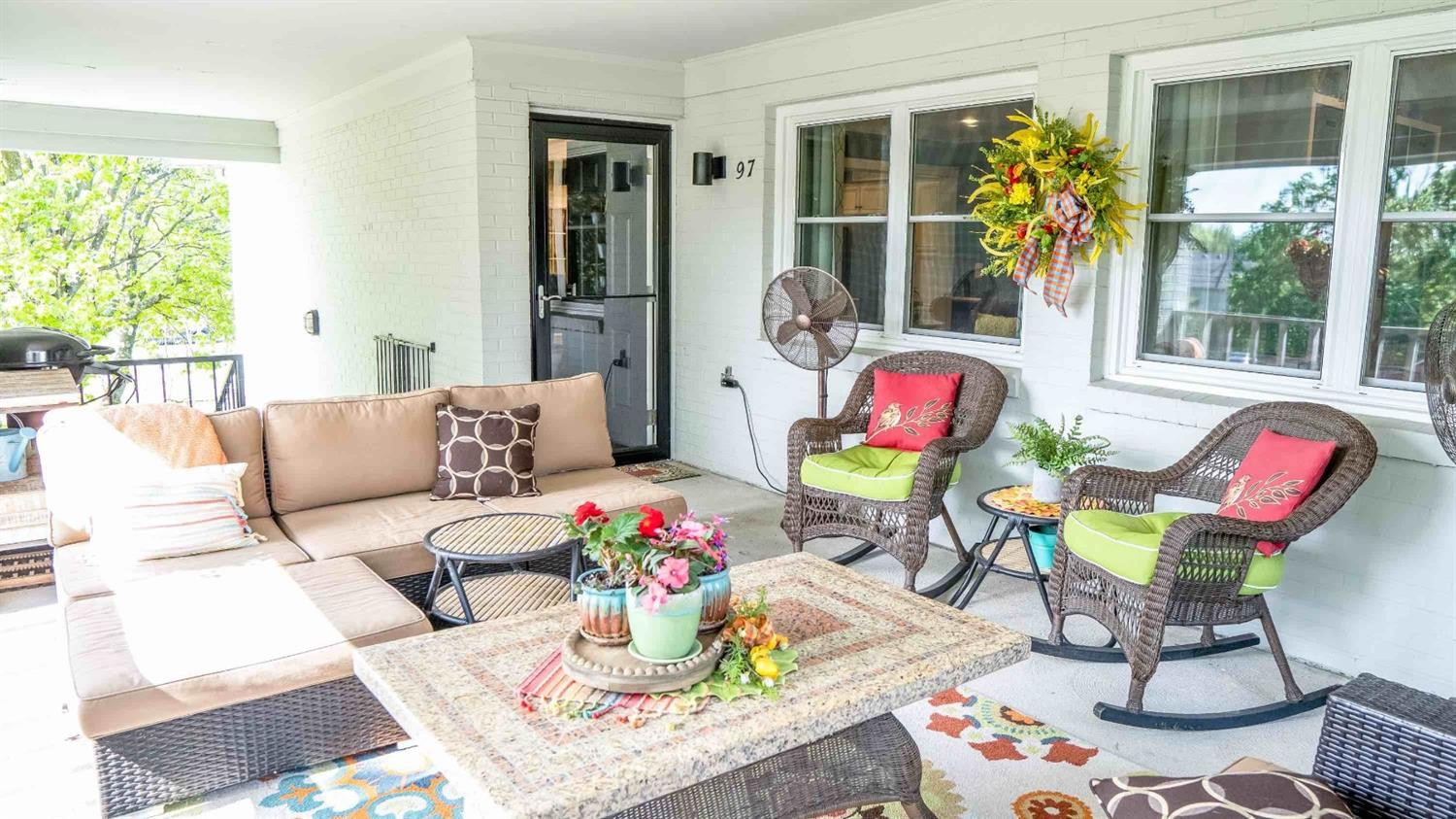 395 Redding Road, 97-98