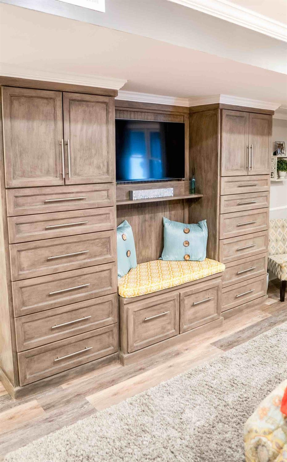 395 Redding Road, 97-98