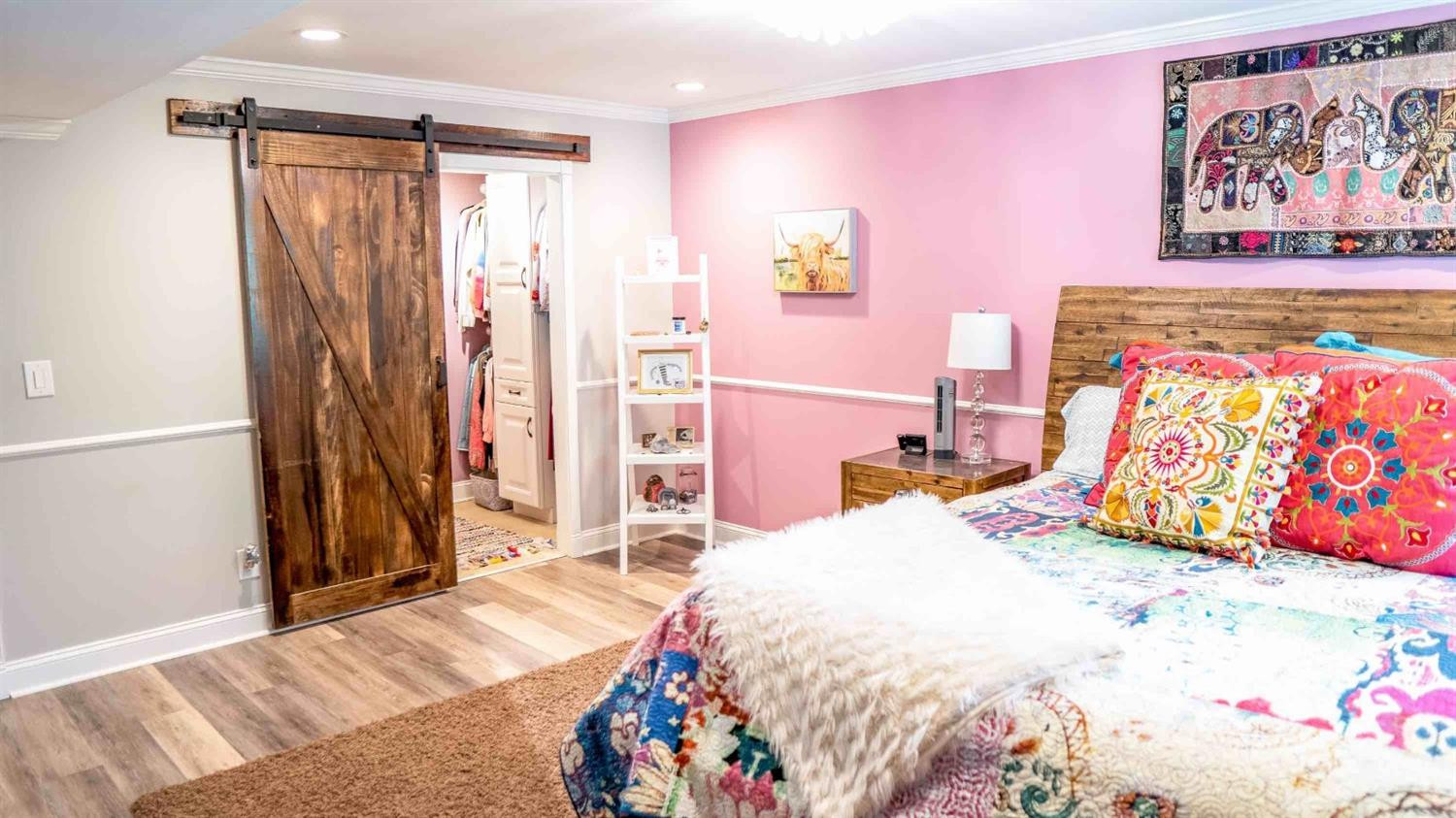 395 Redding Road, 97-98