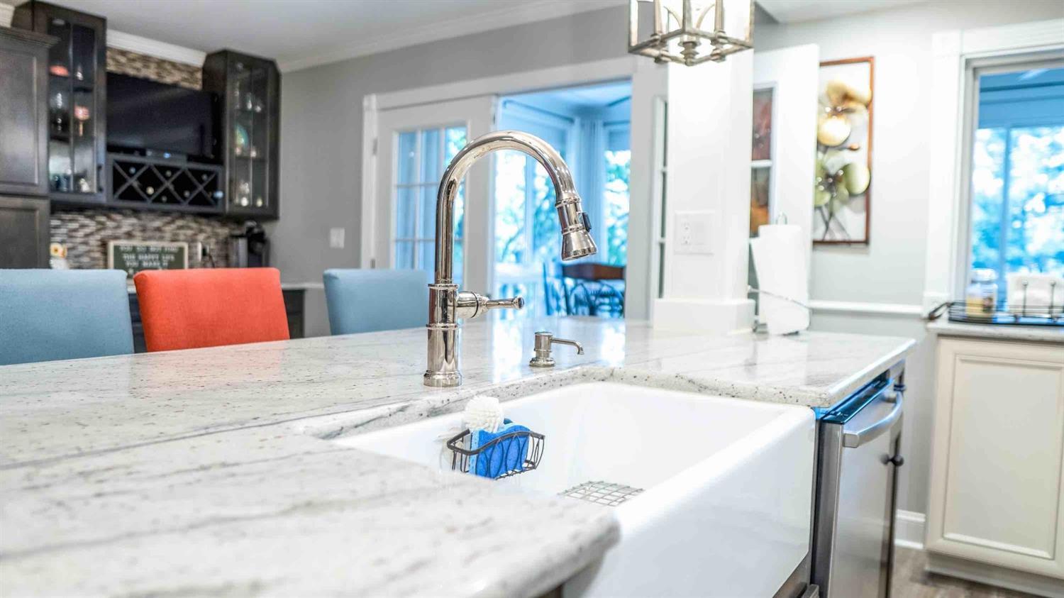 395 Redding Road, 97-98