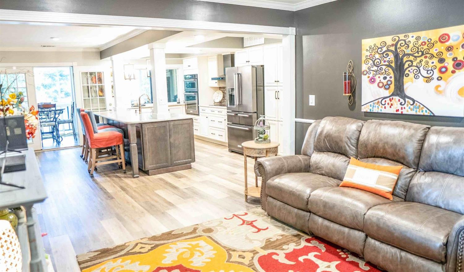 395 Redding Road, 97-98