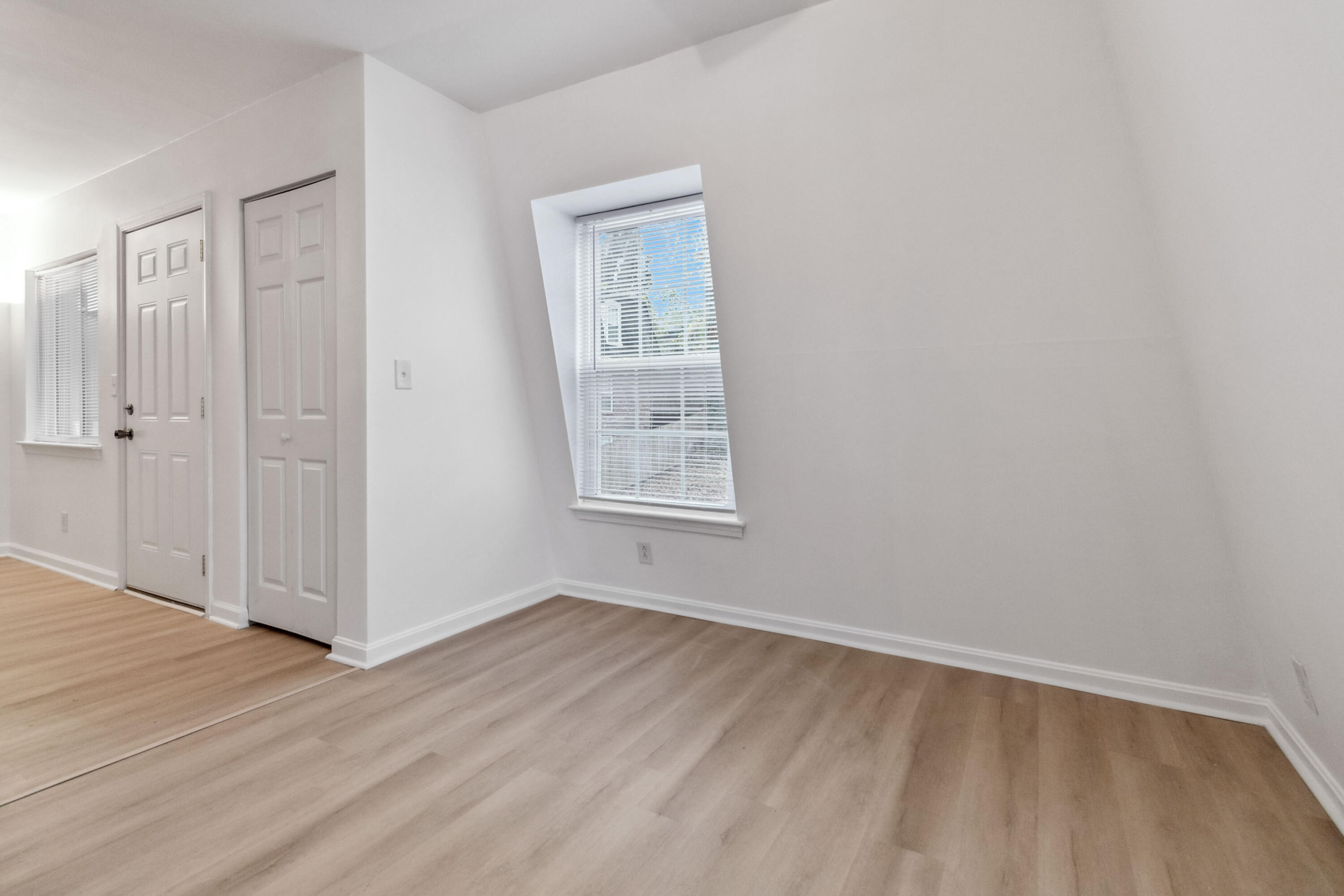 333 East 4th Street Unit: A-4