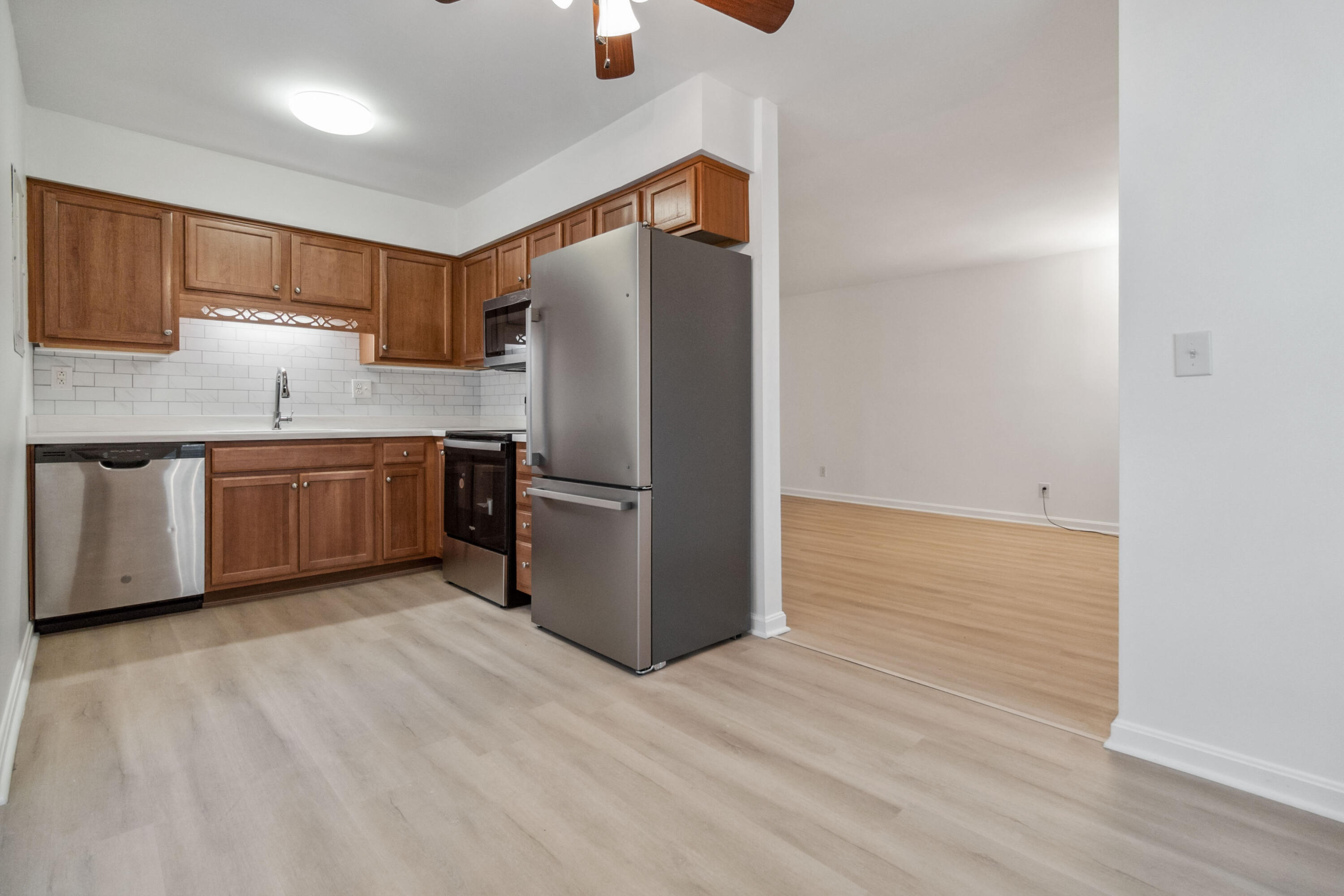 333 East 4th Street Unit: A-4