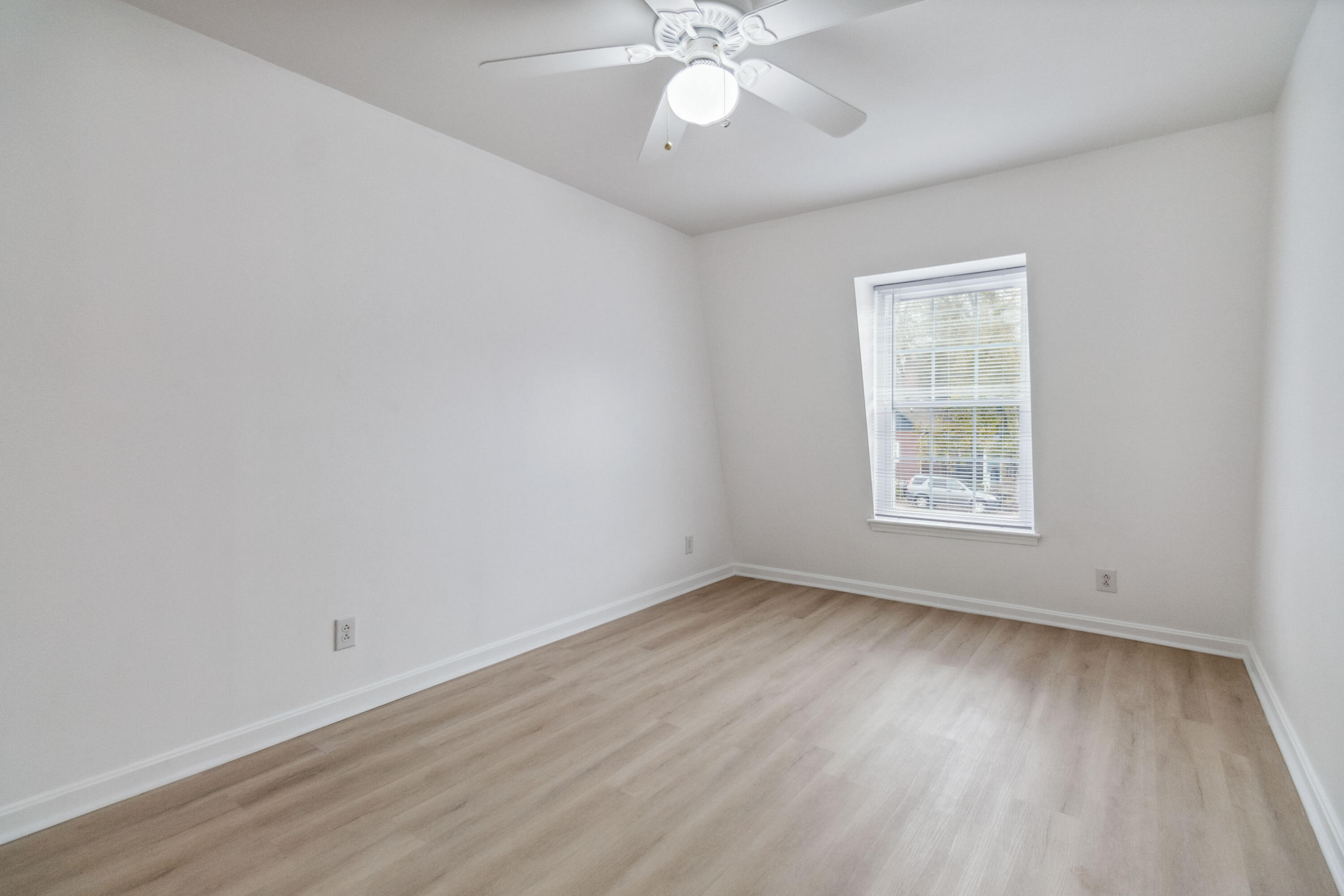 333 East 4th Street Unit: A-4