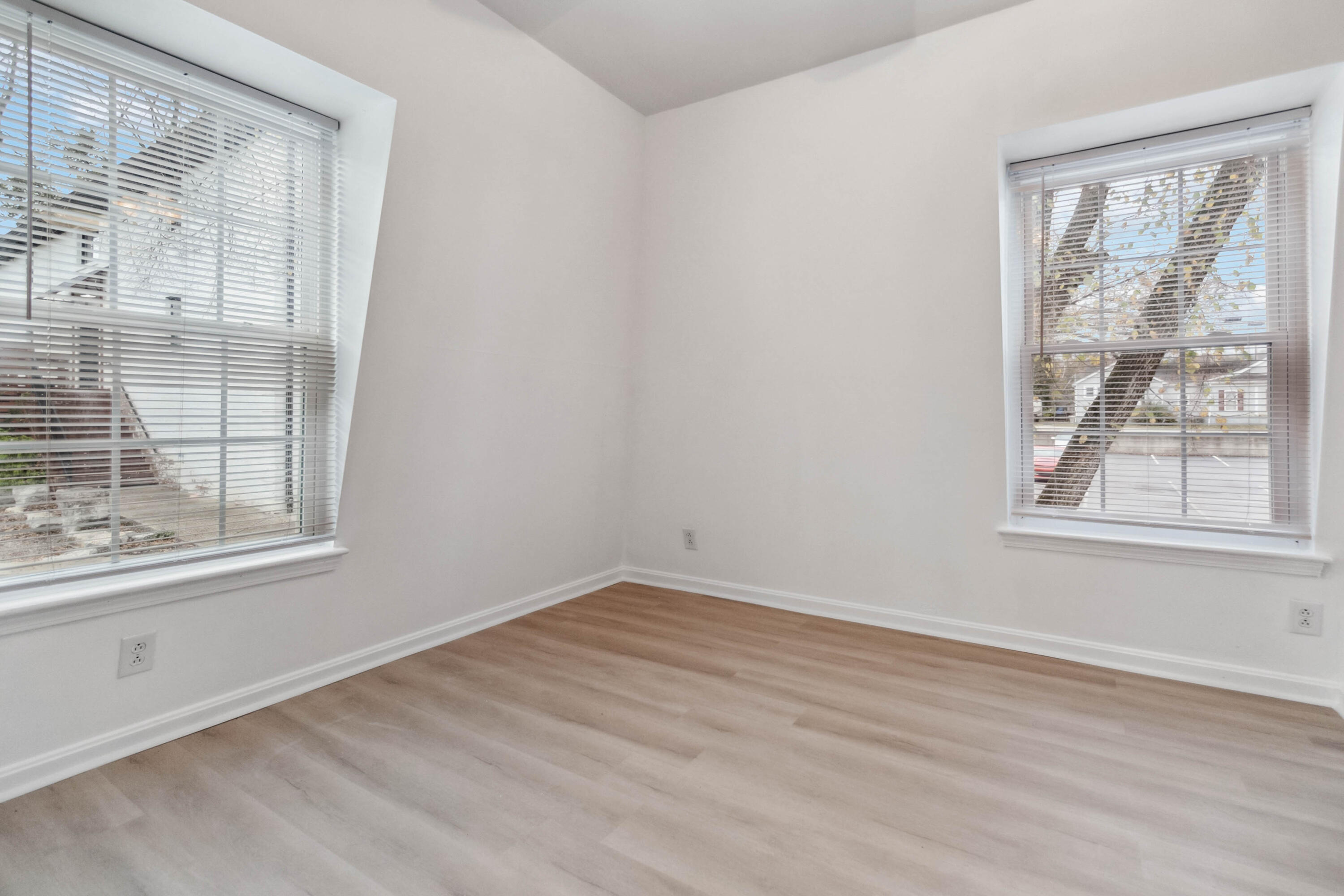 333 East 4th Street Unit: A-4