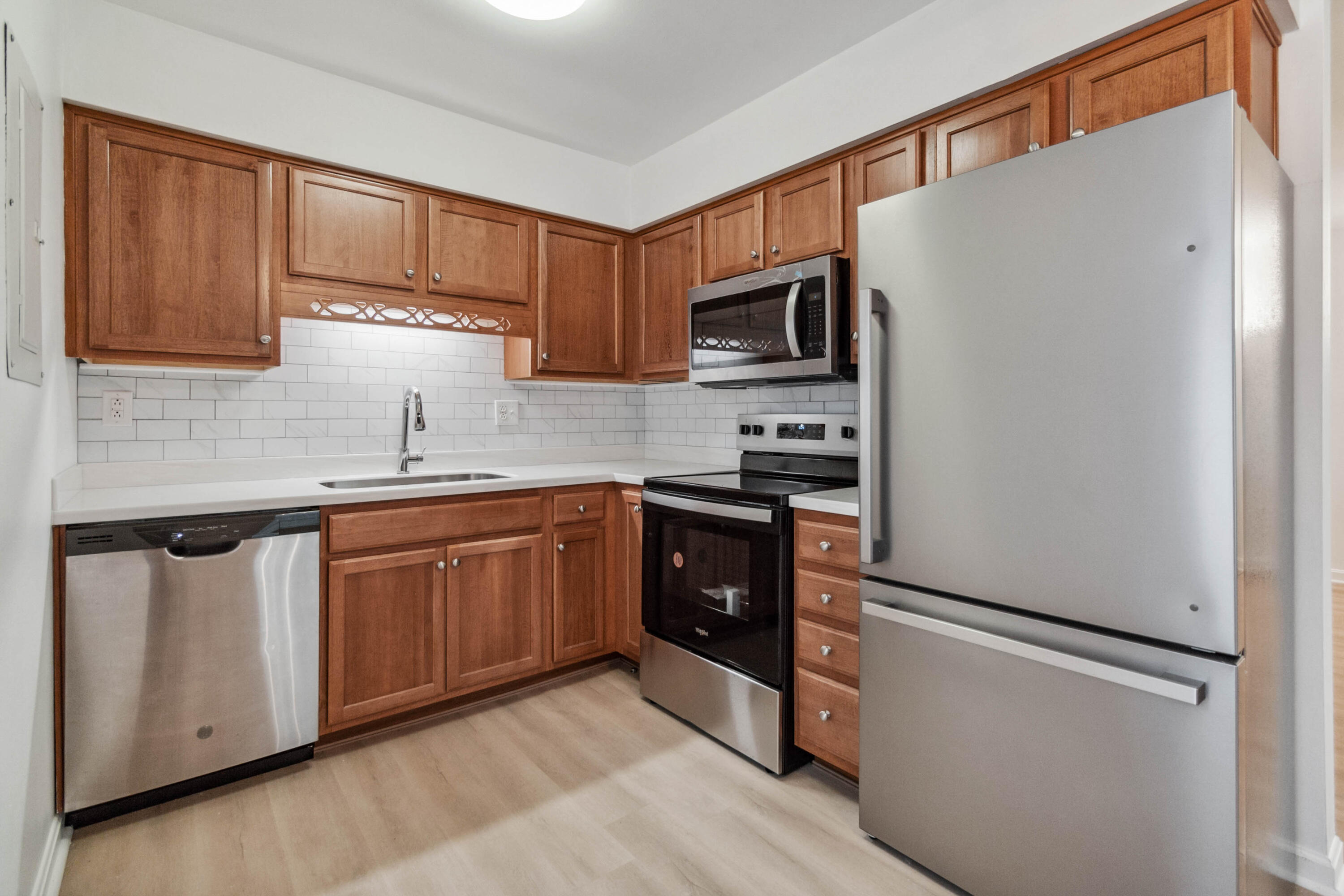 333 East 4th Street Unit: A-4