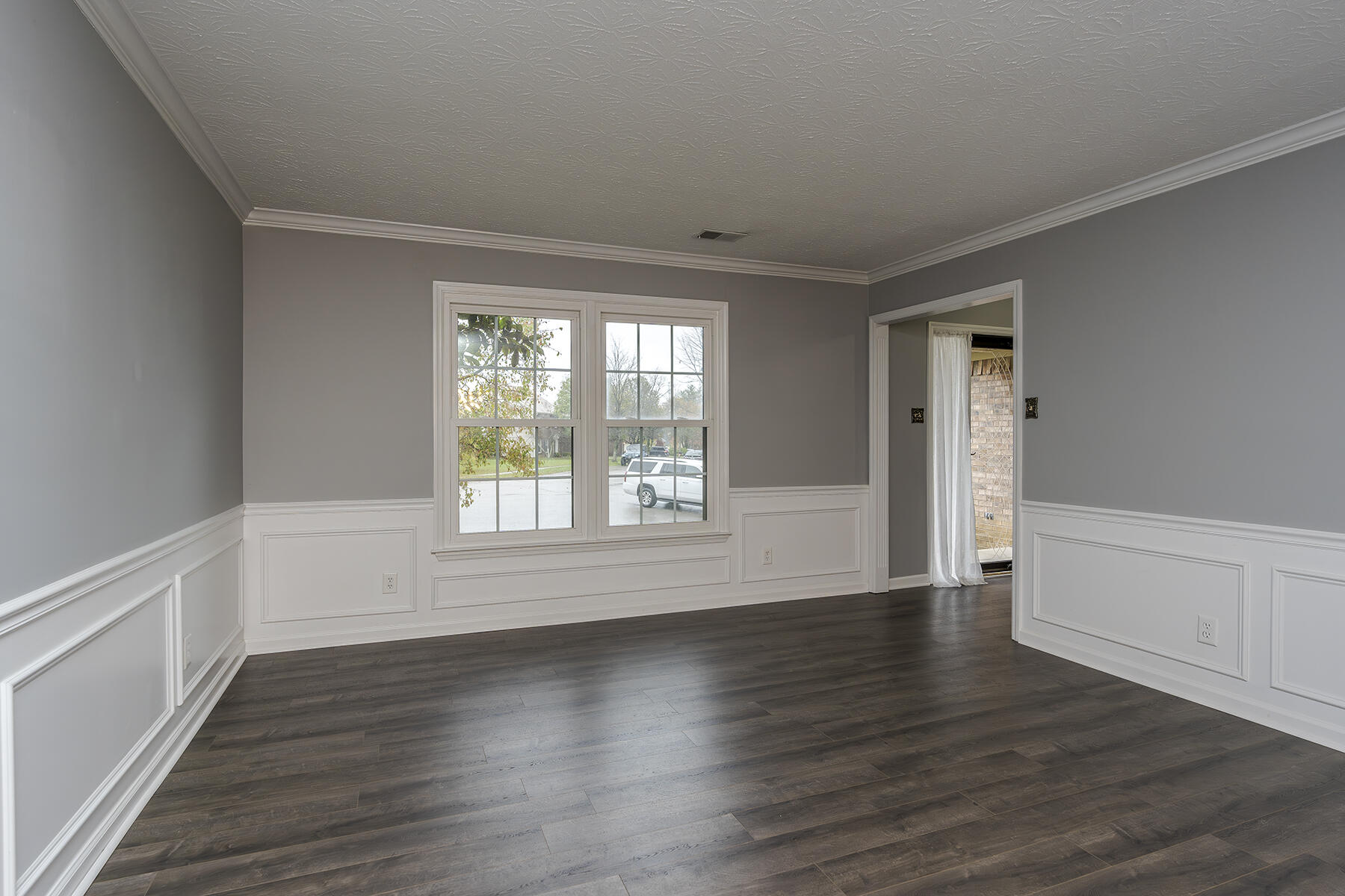 4013 Barnard Drive
