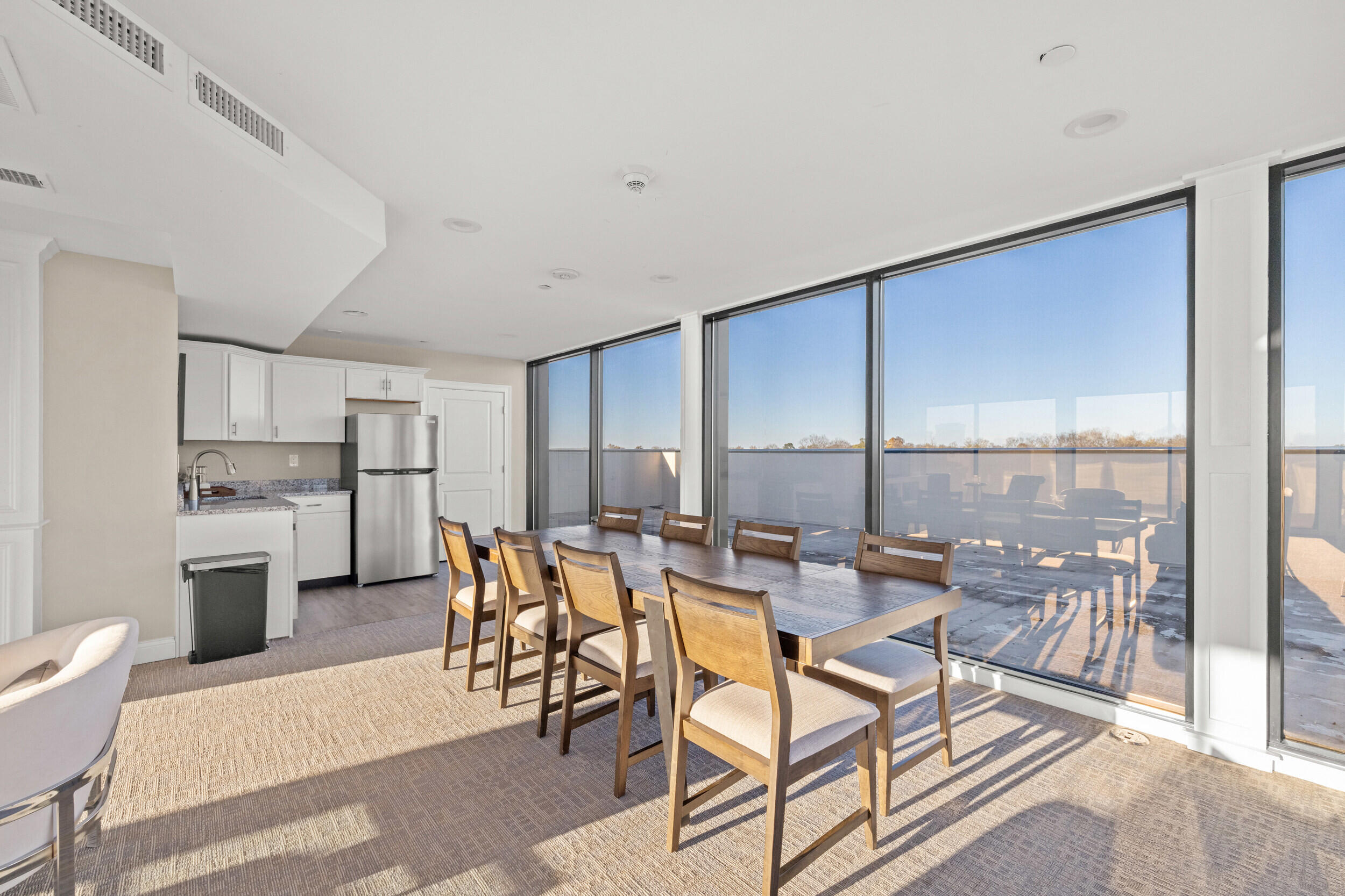 369 East Main Street Unit: 306