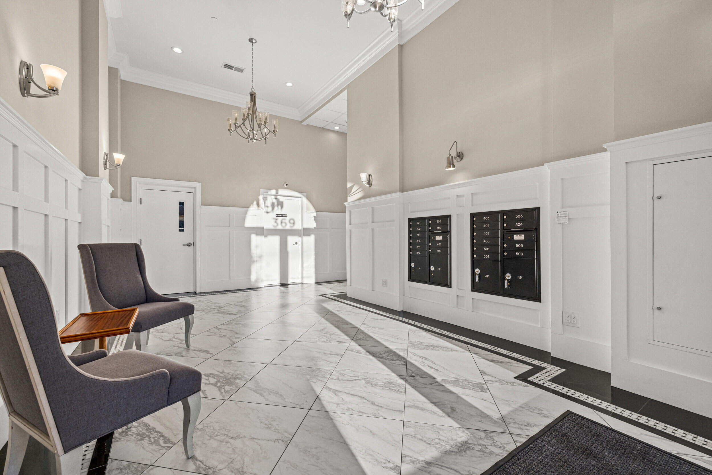 369 East Main Street Unit: 306