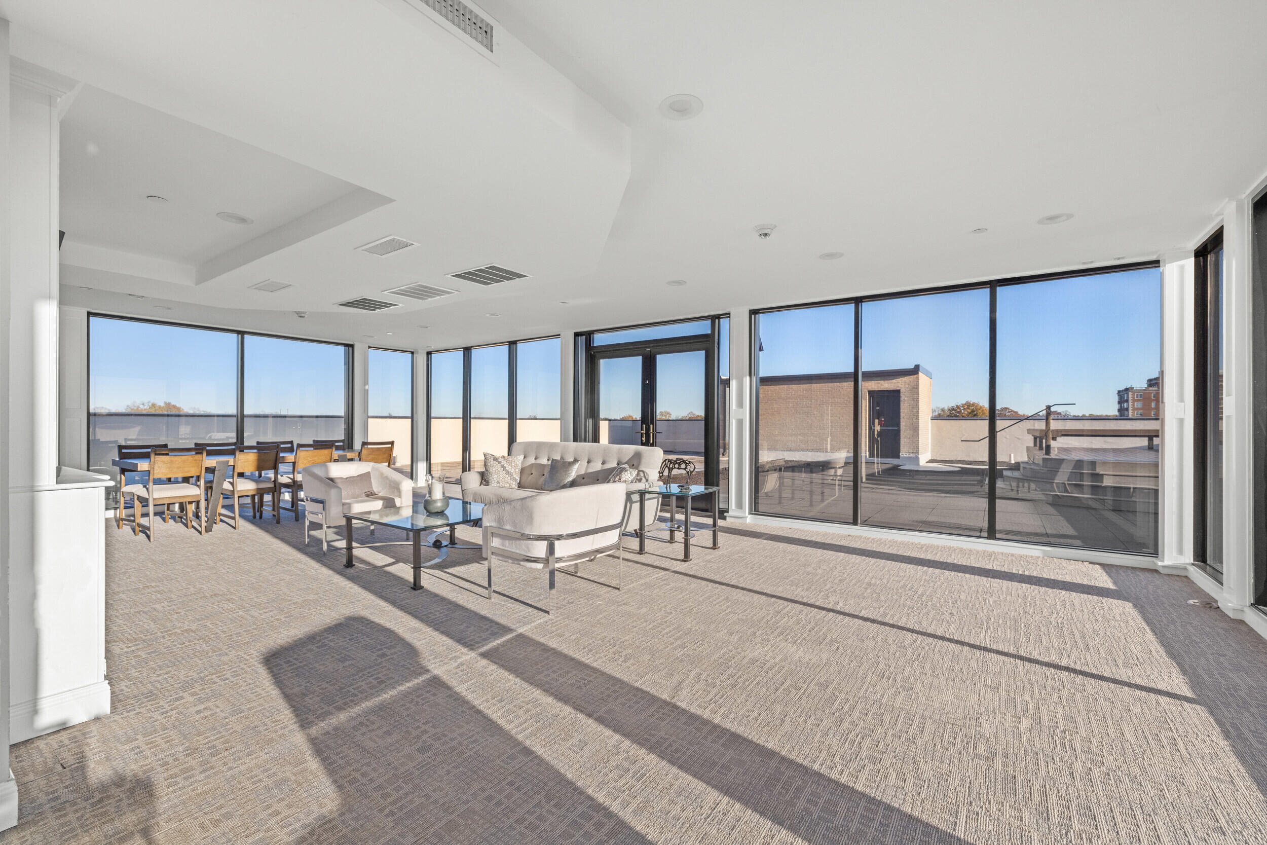 369 East Main Street Unit: 306