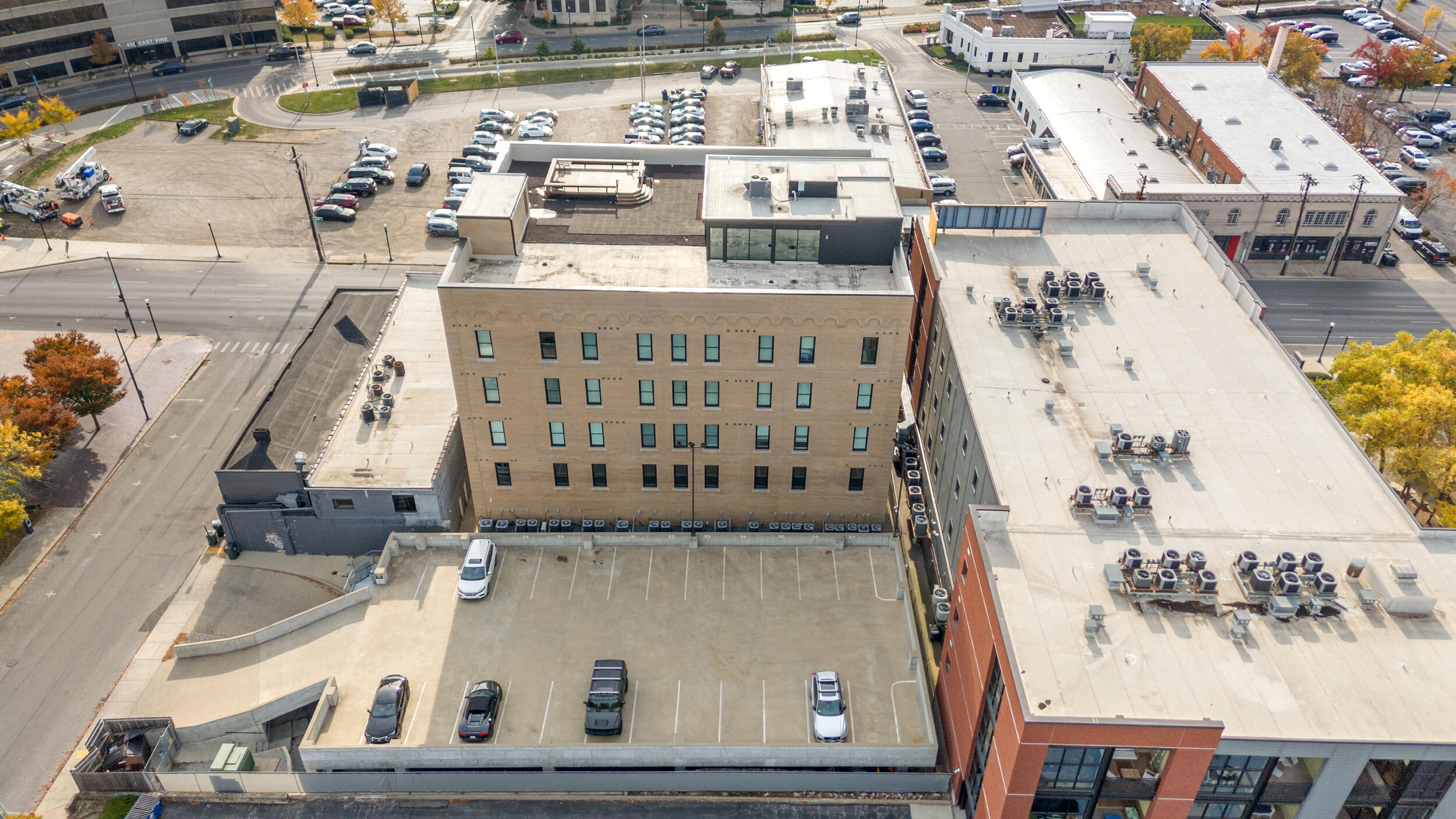 369 East Main Street Unit: 306