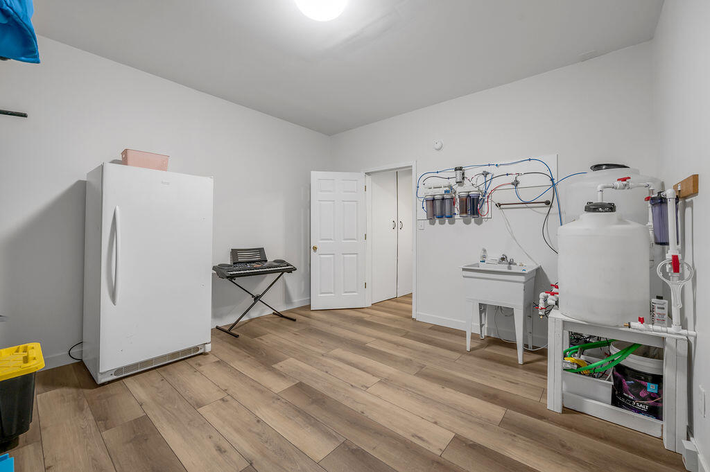 1063 Wades Mill Road