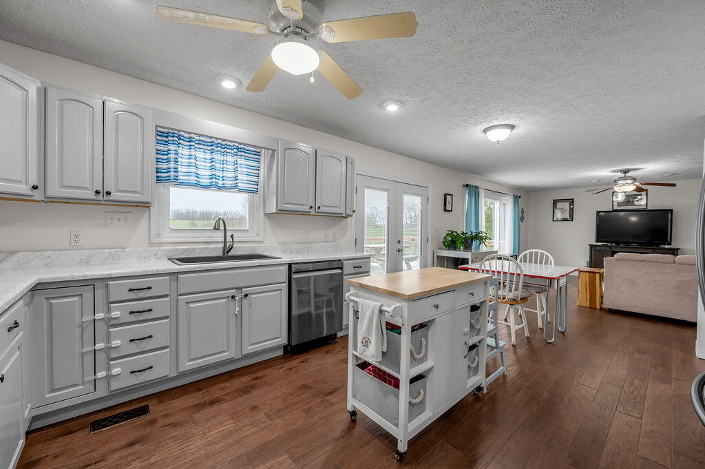 1063 Wades Mill Road