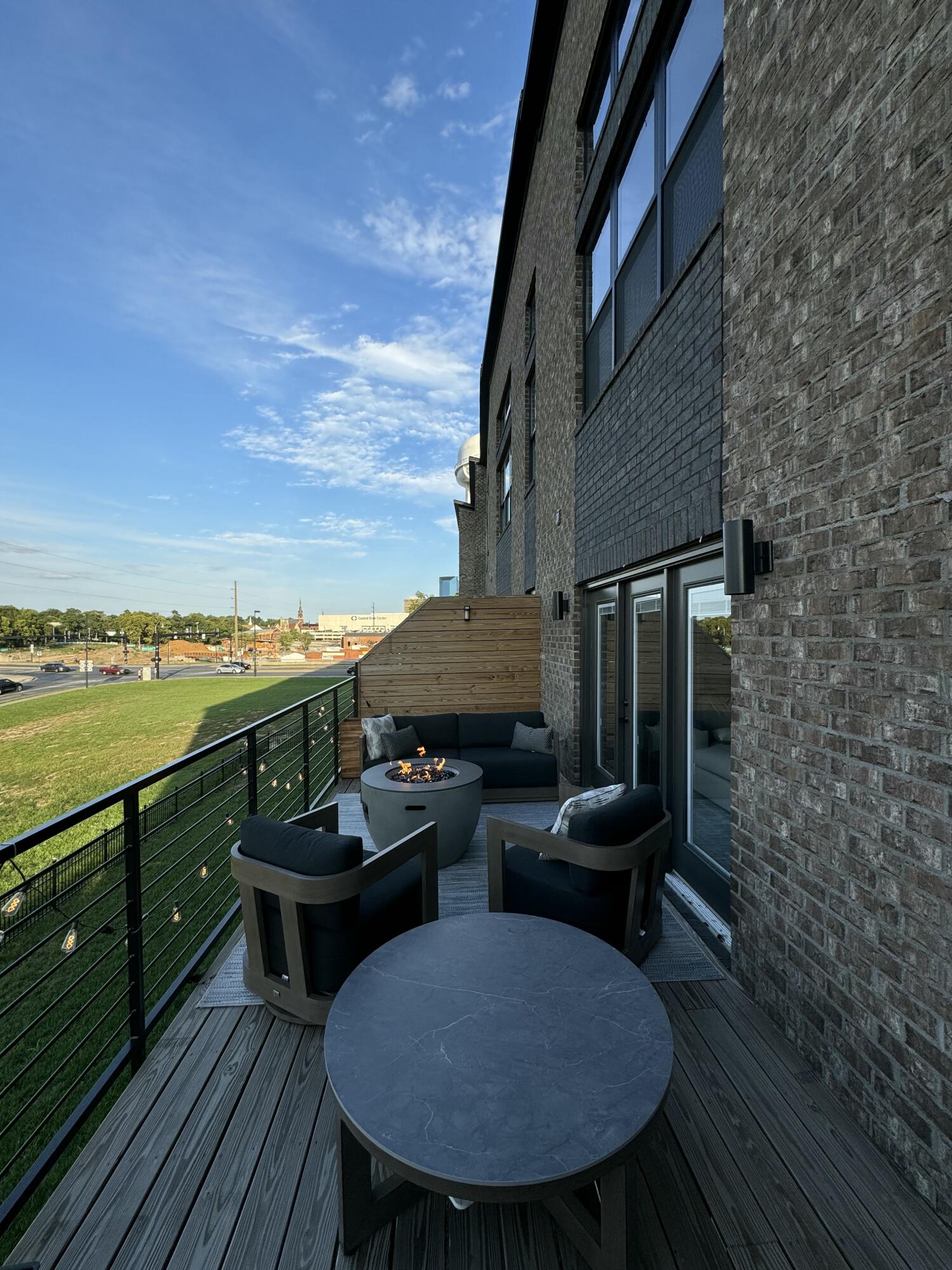 955 Tarr Trace, 1103