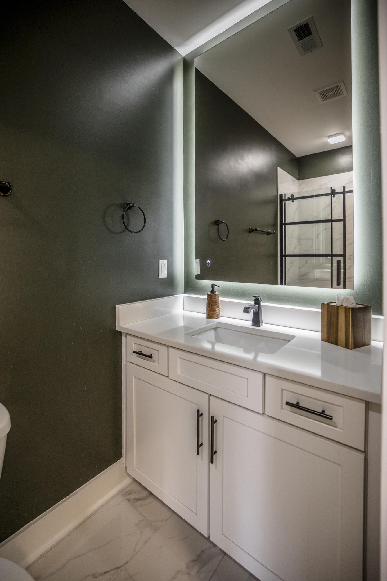 955 Tarr Trace, 1103