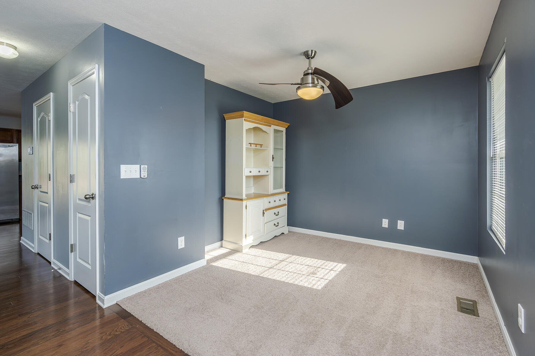 270 West Showalter Drive