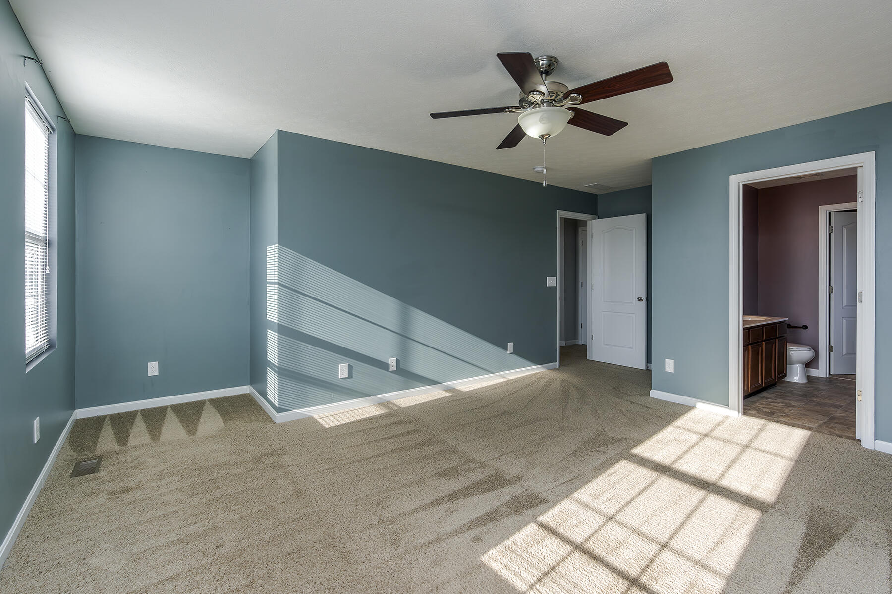 270 West Showalter Drive