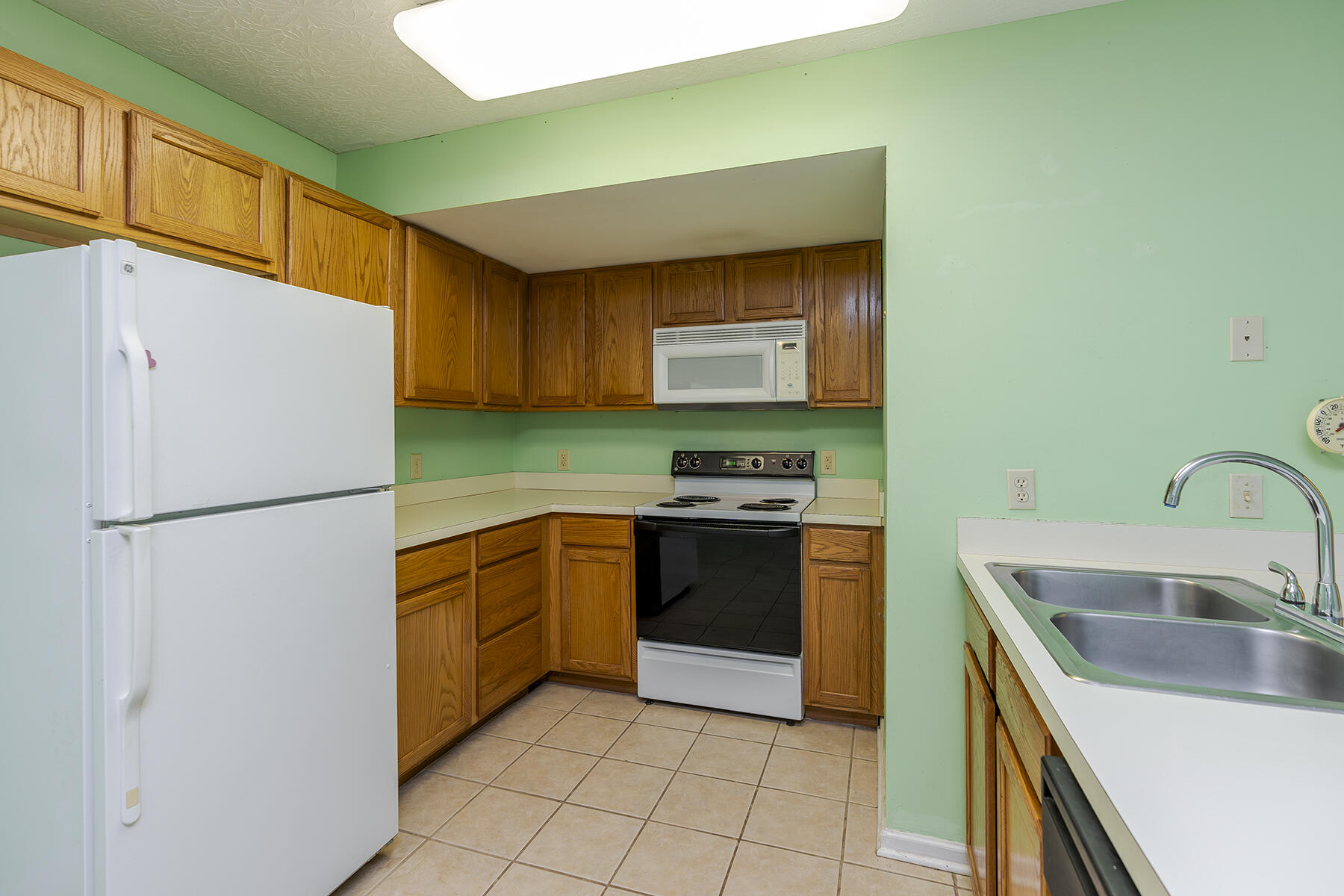 1429 Trent Boulevard, 1