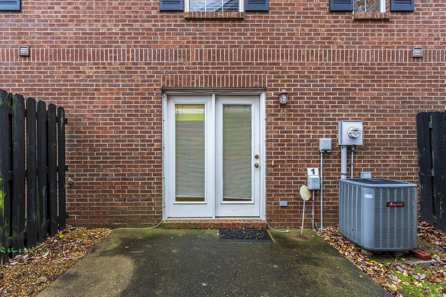 1429 Trent Boulevard, 1