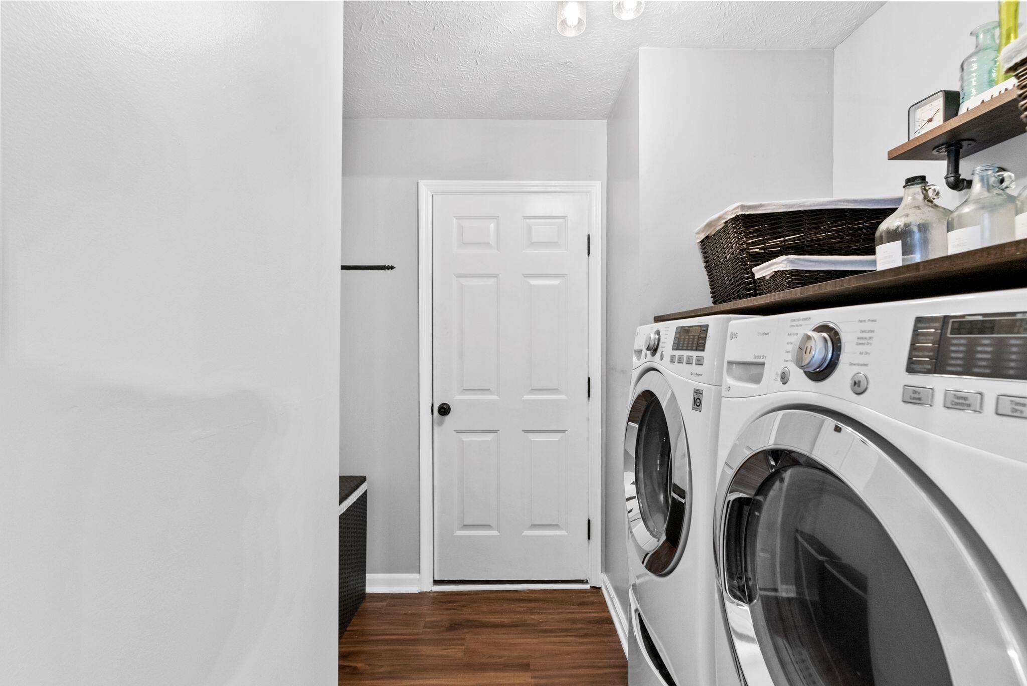 1117 Iron Lace Court