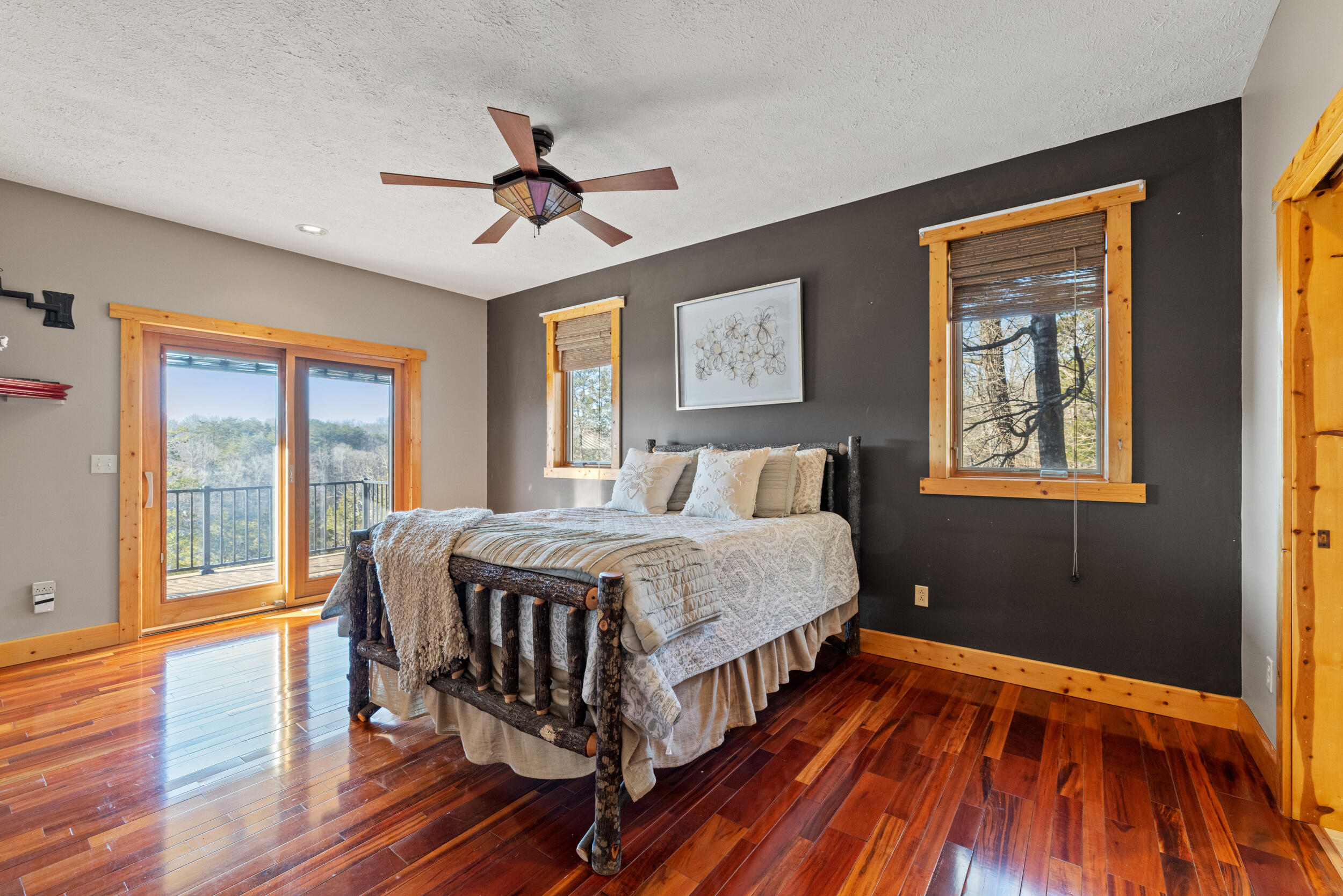 45 Glen Eagle Drive