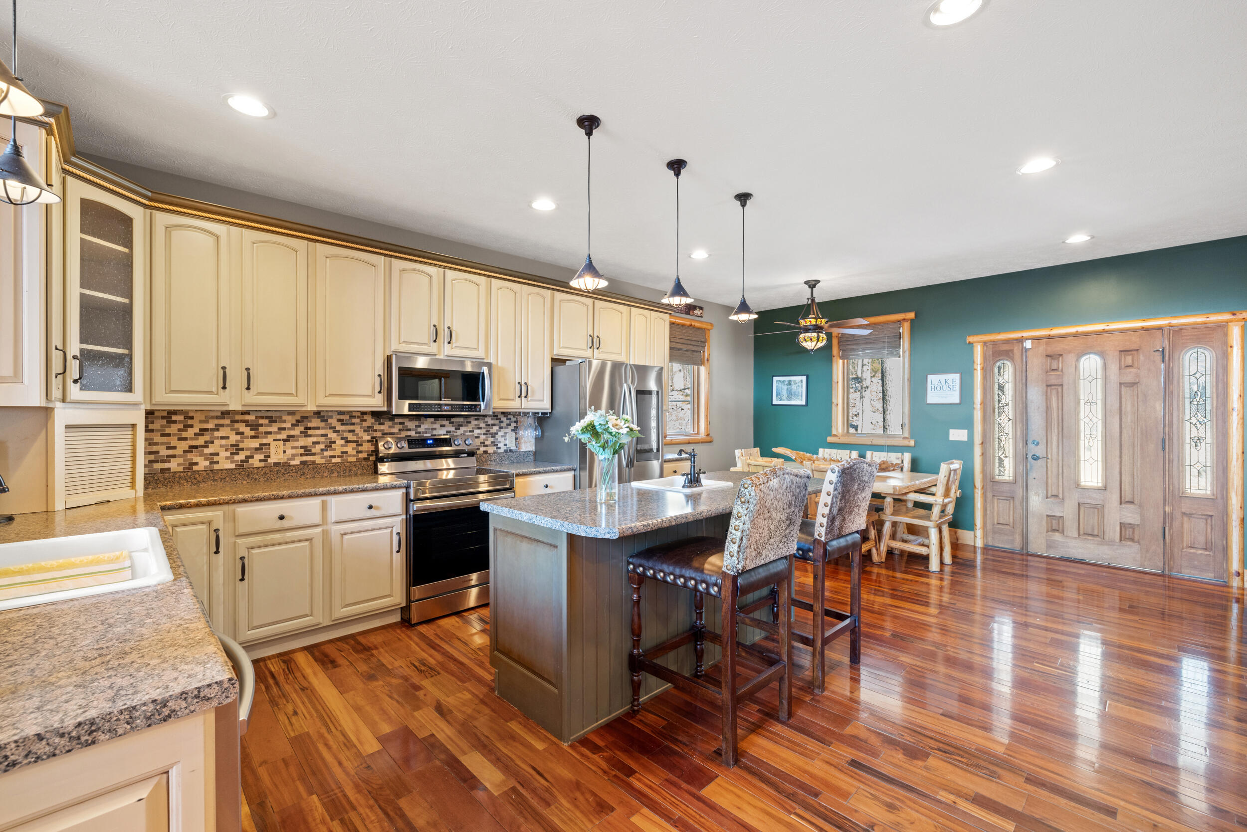 45 Glen Eagle Drive