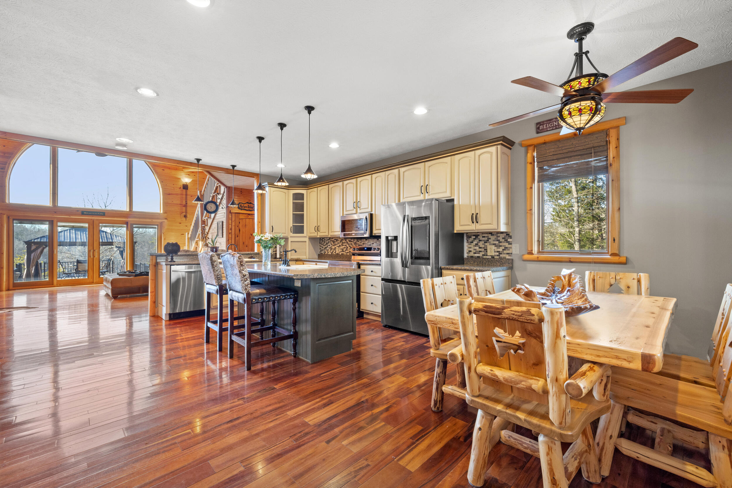45 Glen Eagle Drive