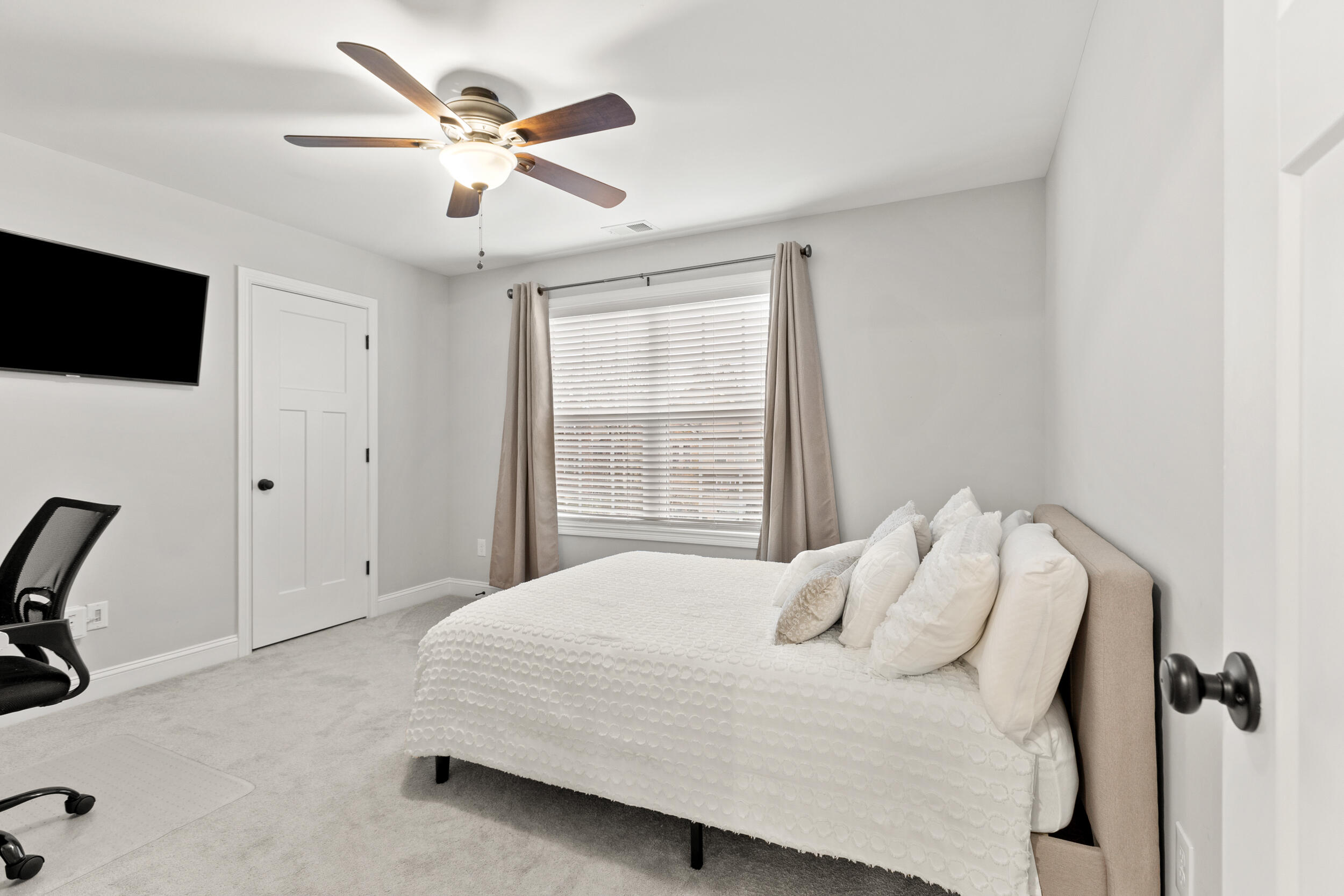 3361 Bay Springs Park Park