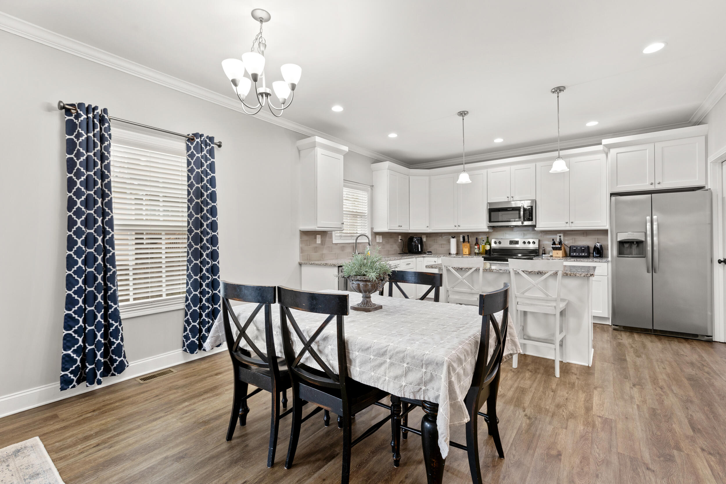 3361 Bay Springs Park Park