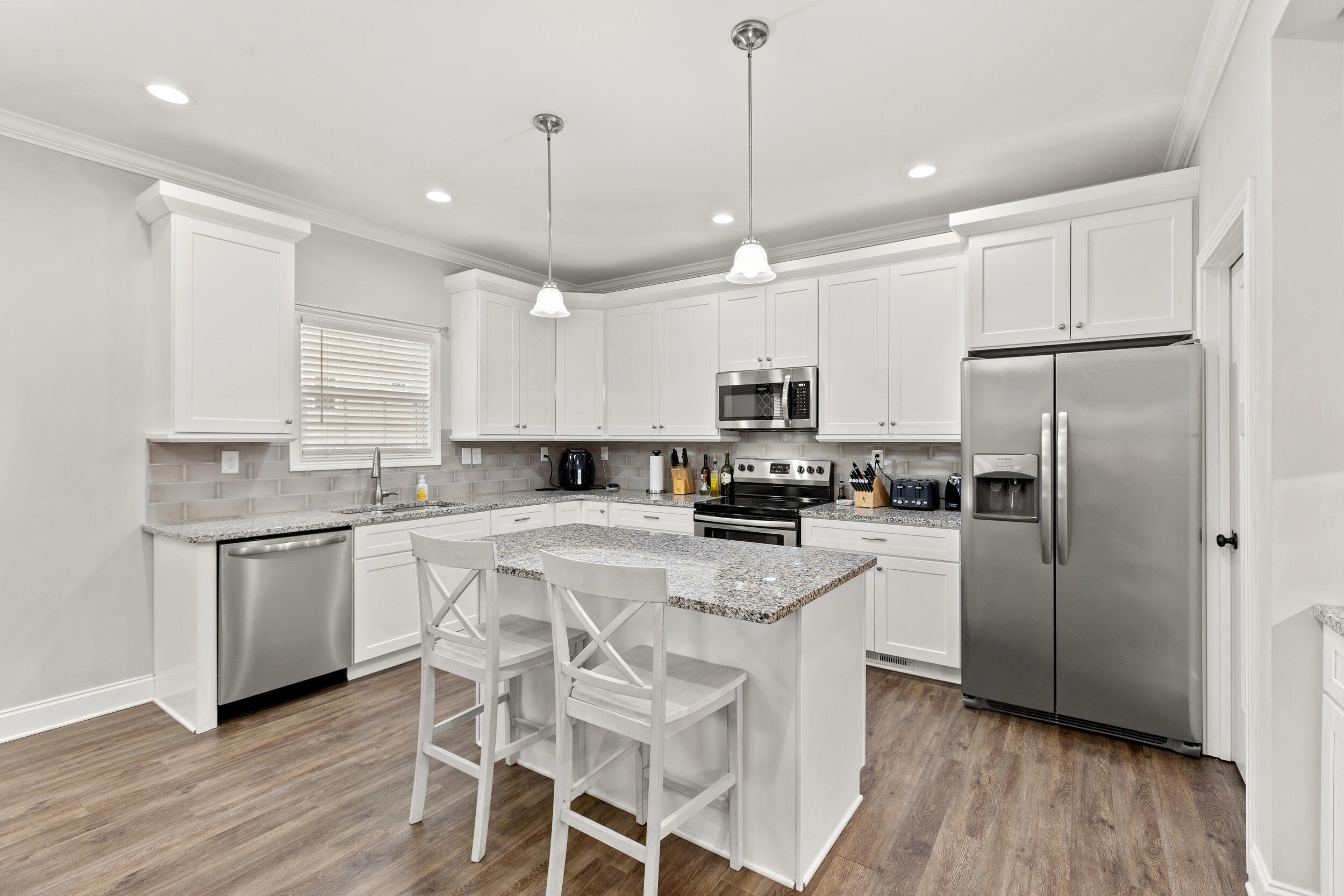 3361 Bay Springs Park Park