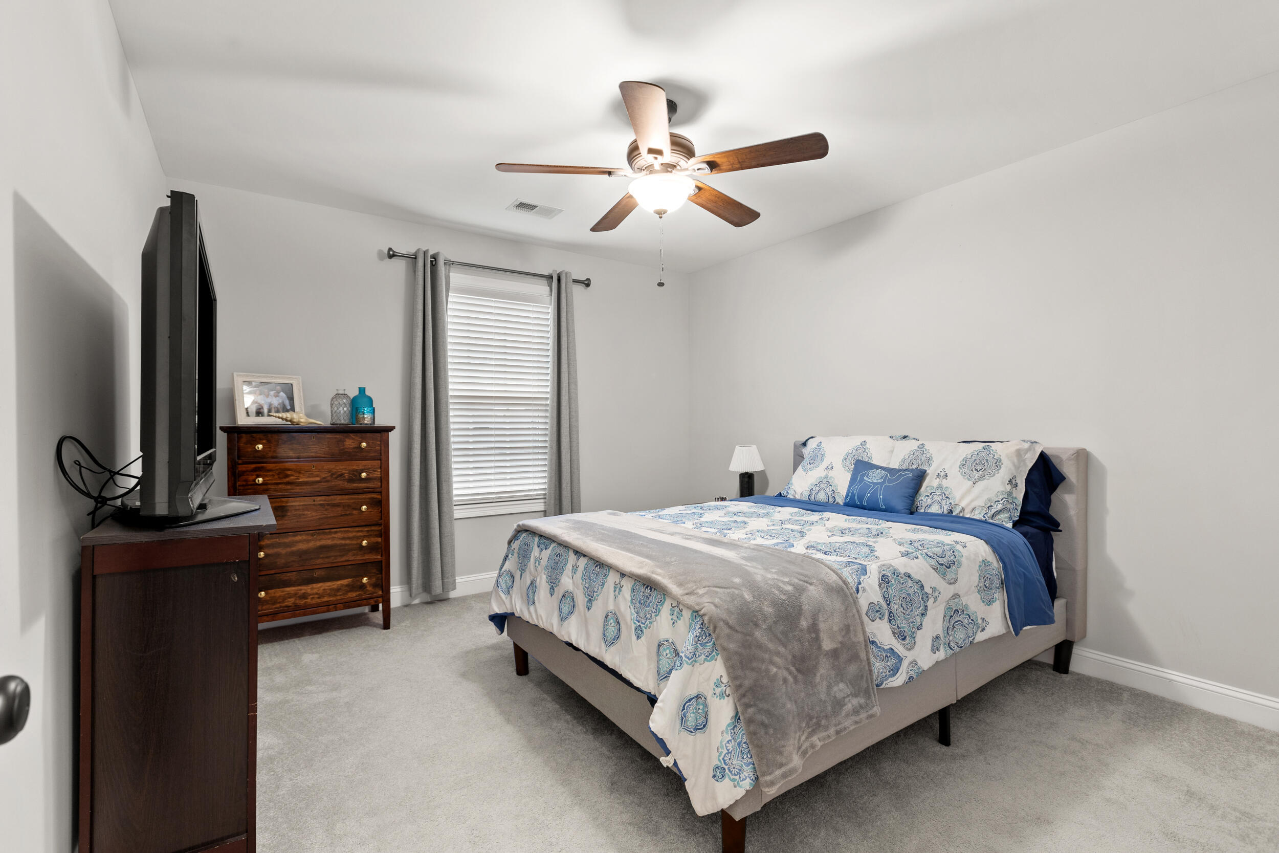 3361 Bay Springs Park Park