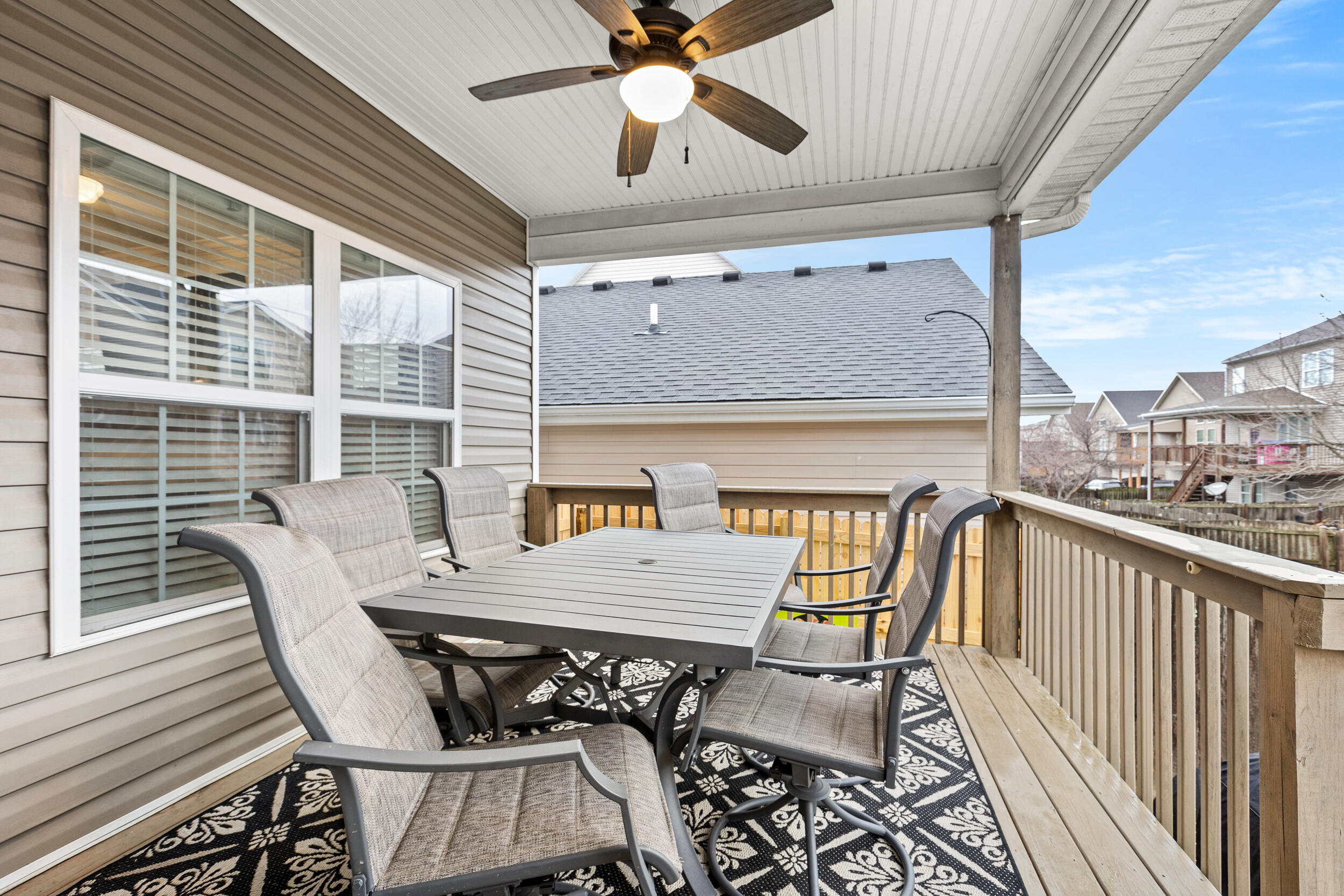 3361 Bay Springs Park Park