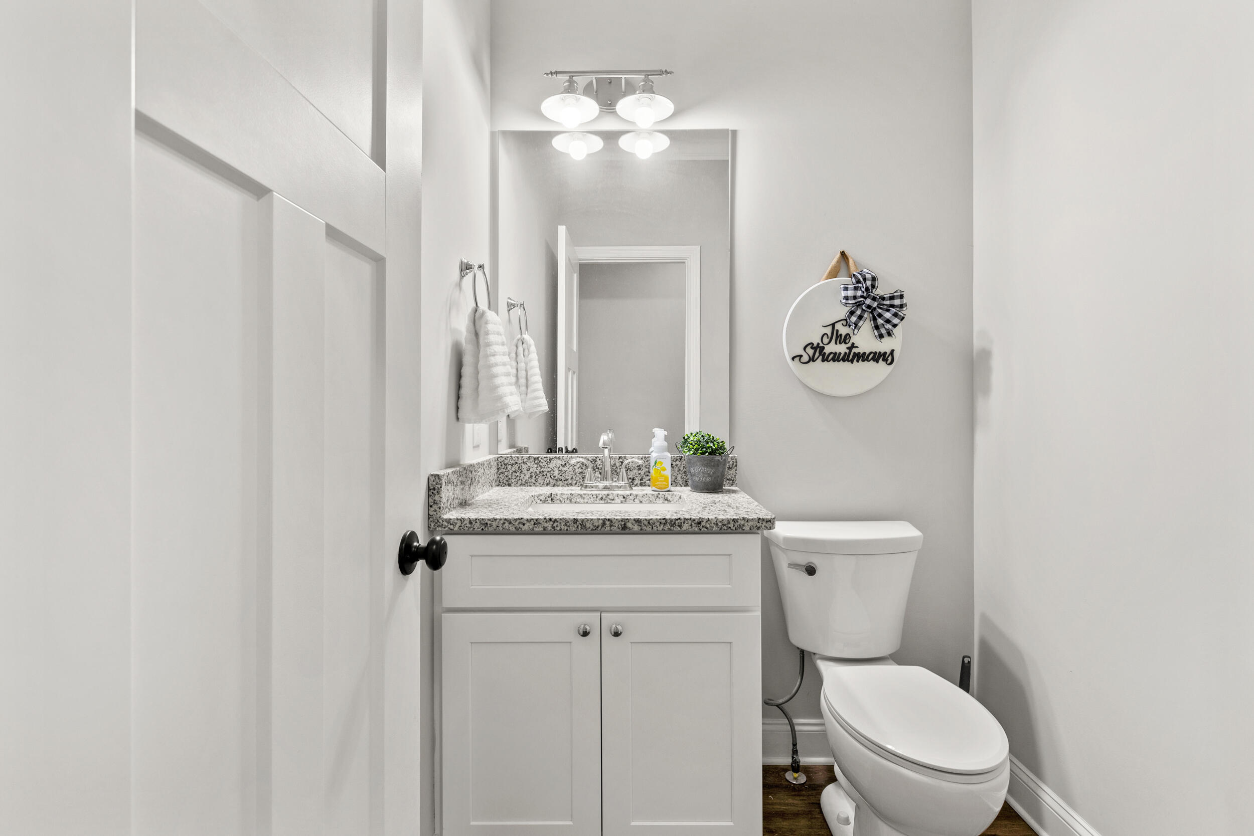 3361 Bay Springs Park Park