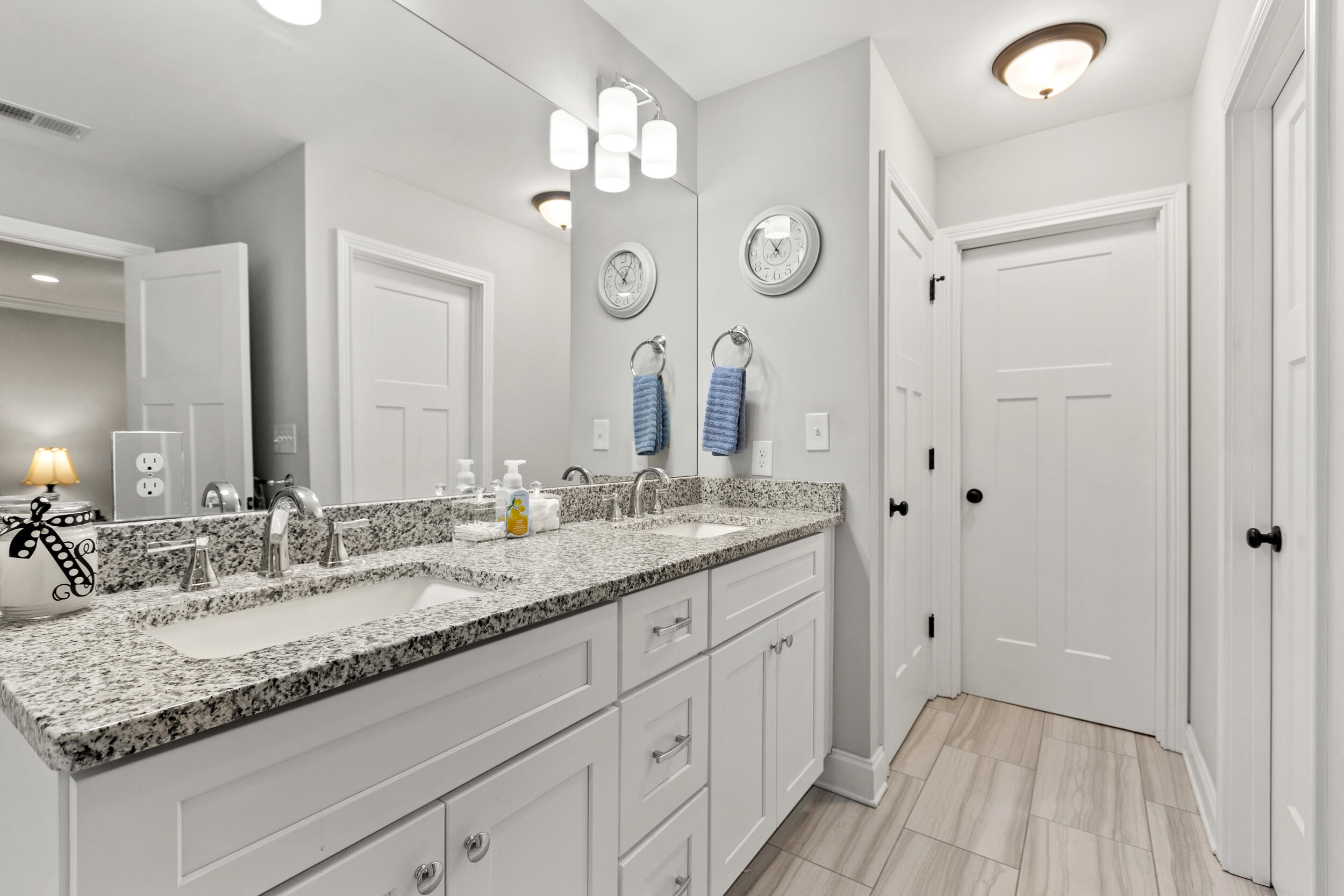 3361 Bay Springs Park Park