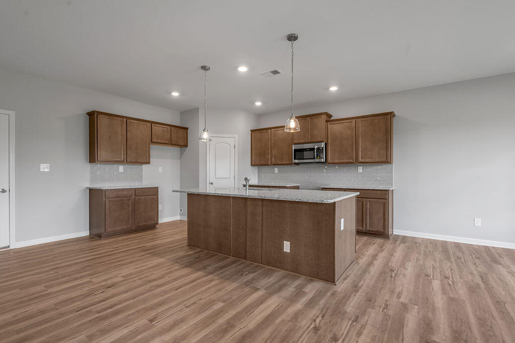 7009 Arbor Ridge Drive