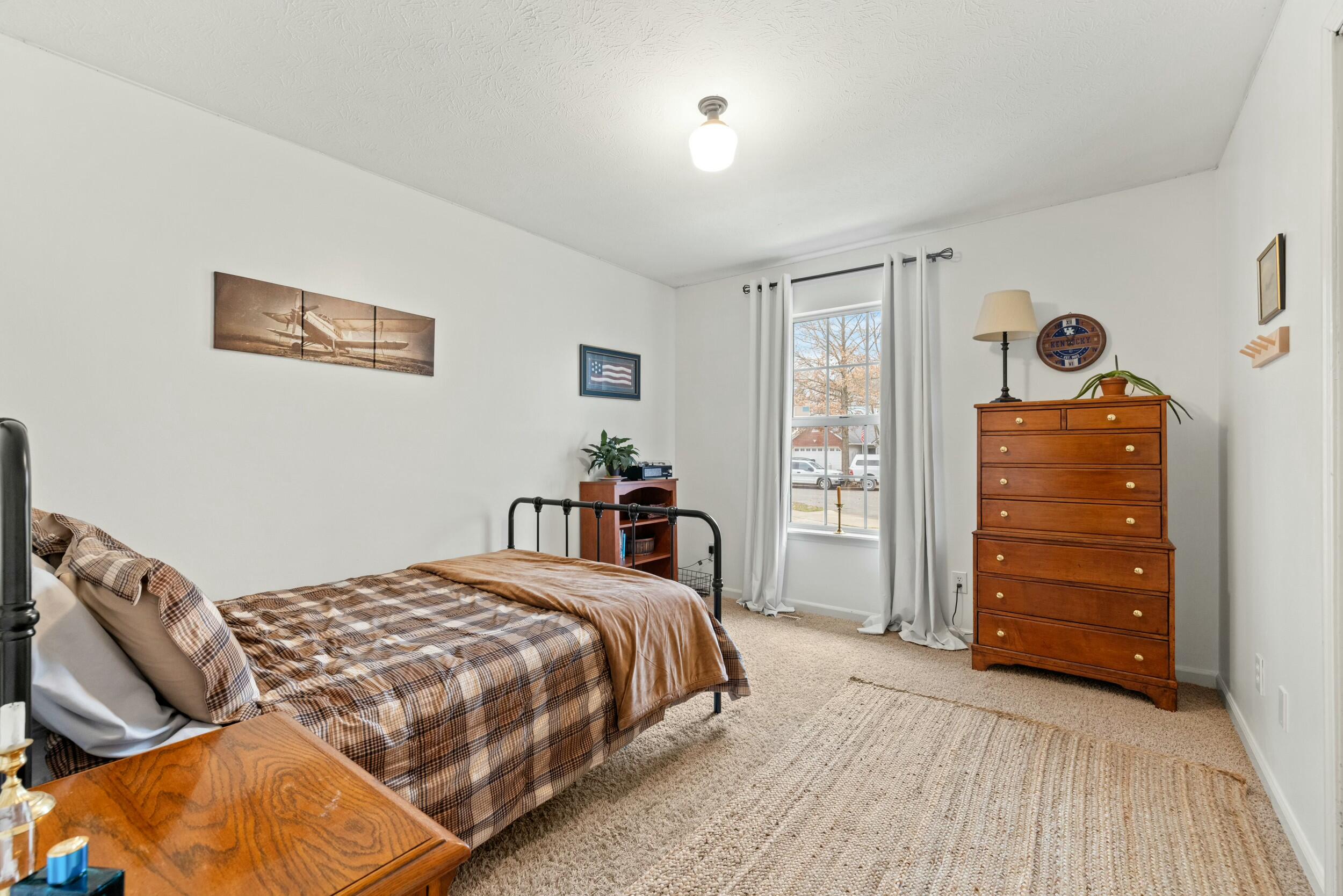 3808 Brookdale Circle