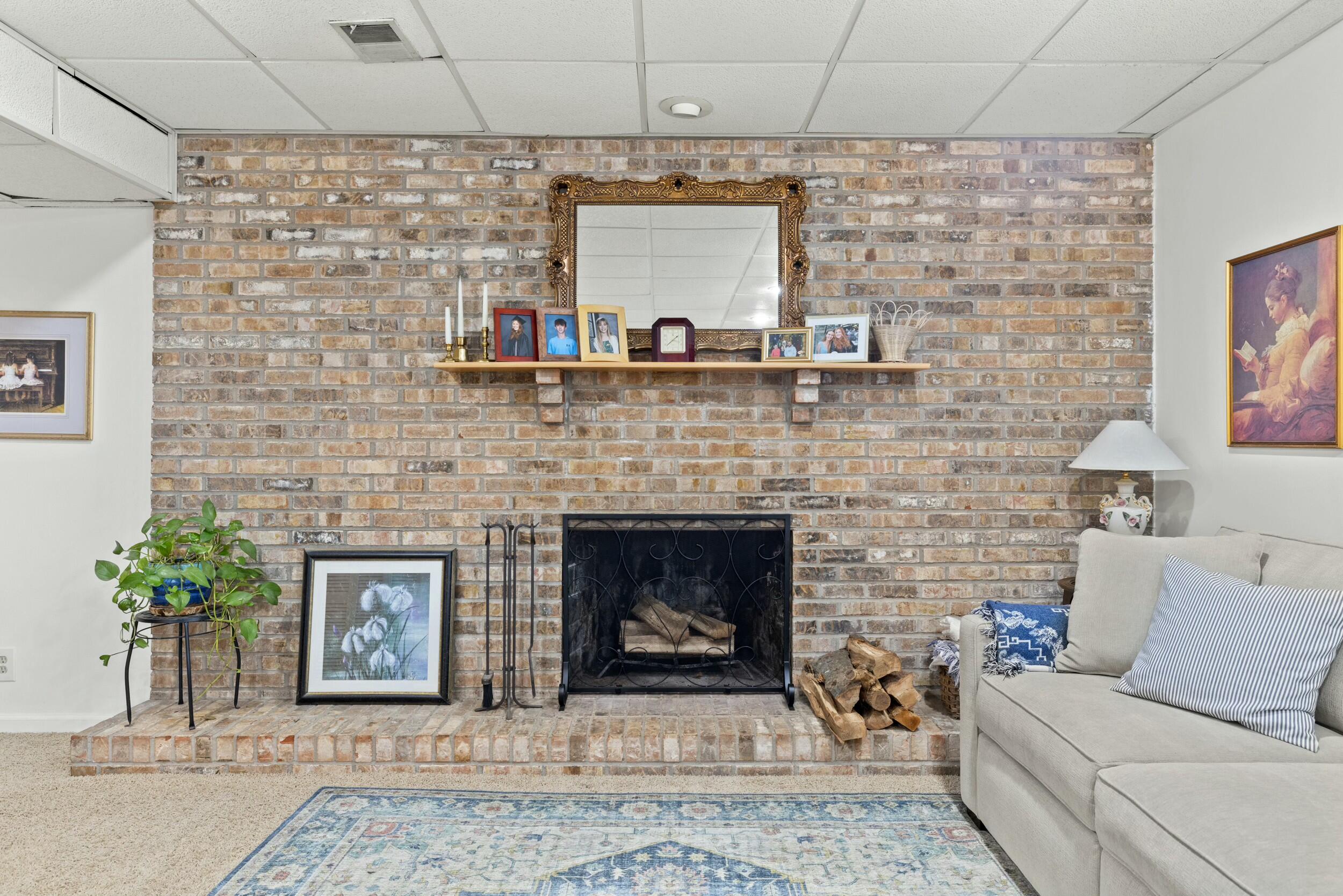 3808 Brookdale Circle