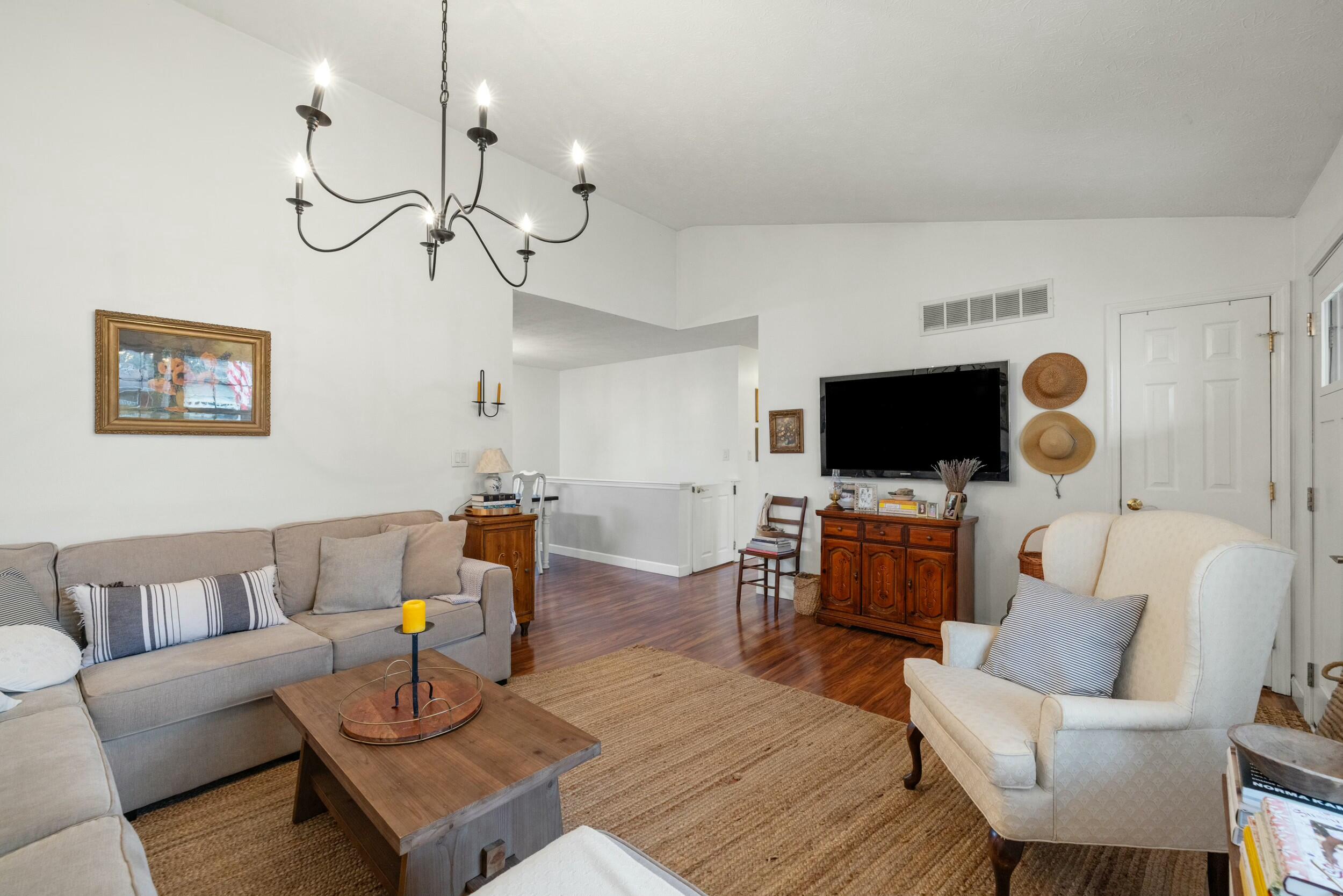 3808 Brookdale Circle