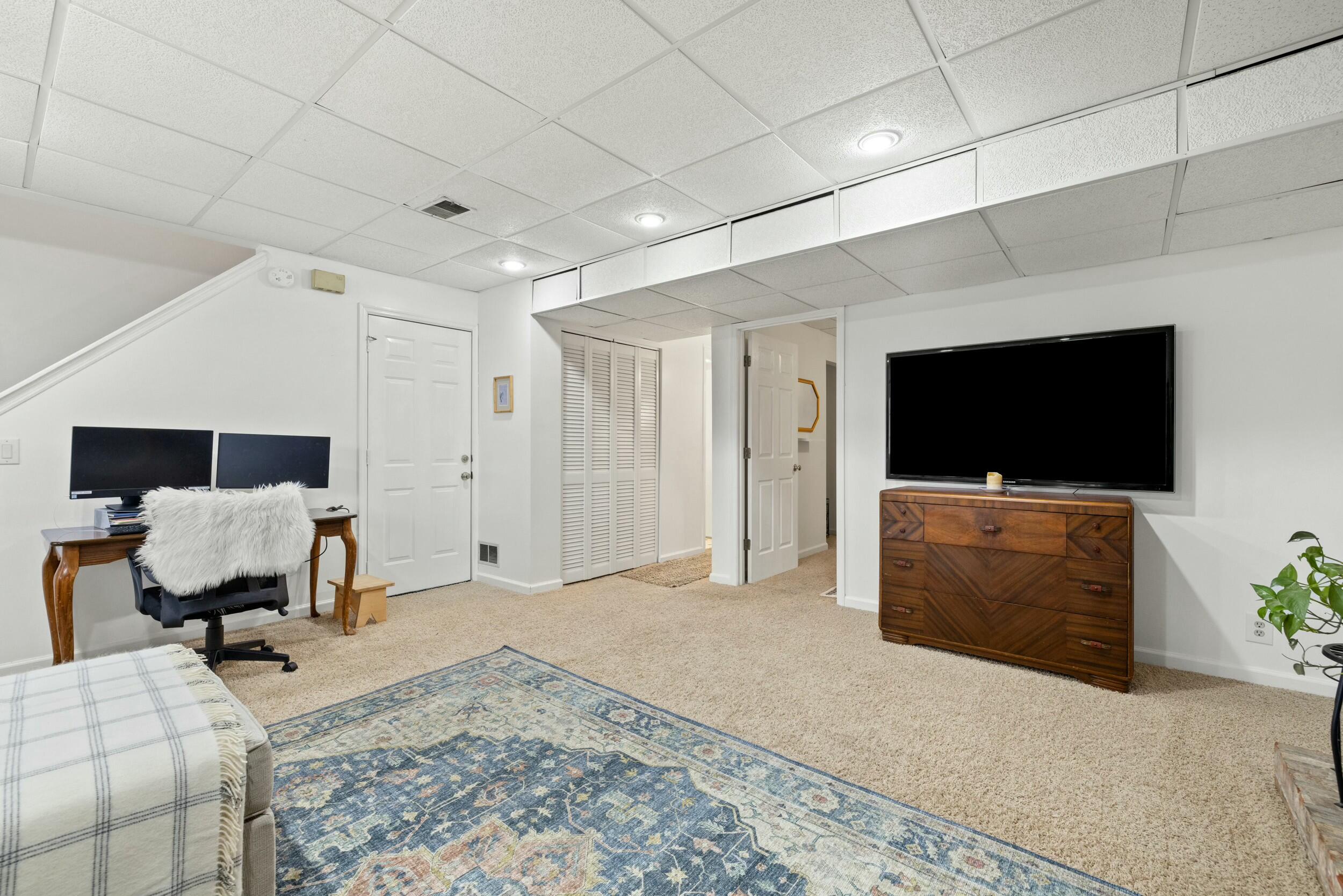 3808 Brookdale Circle