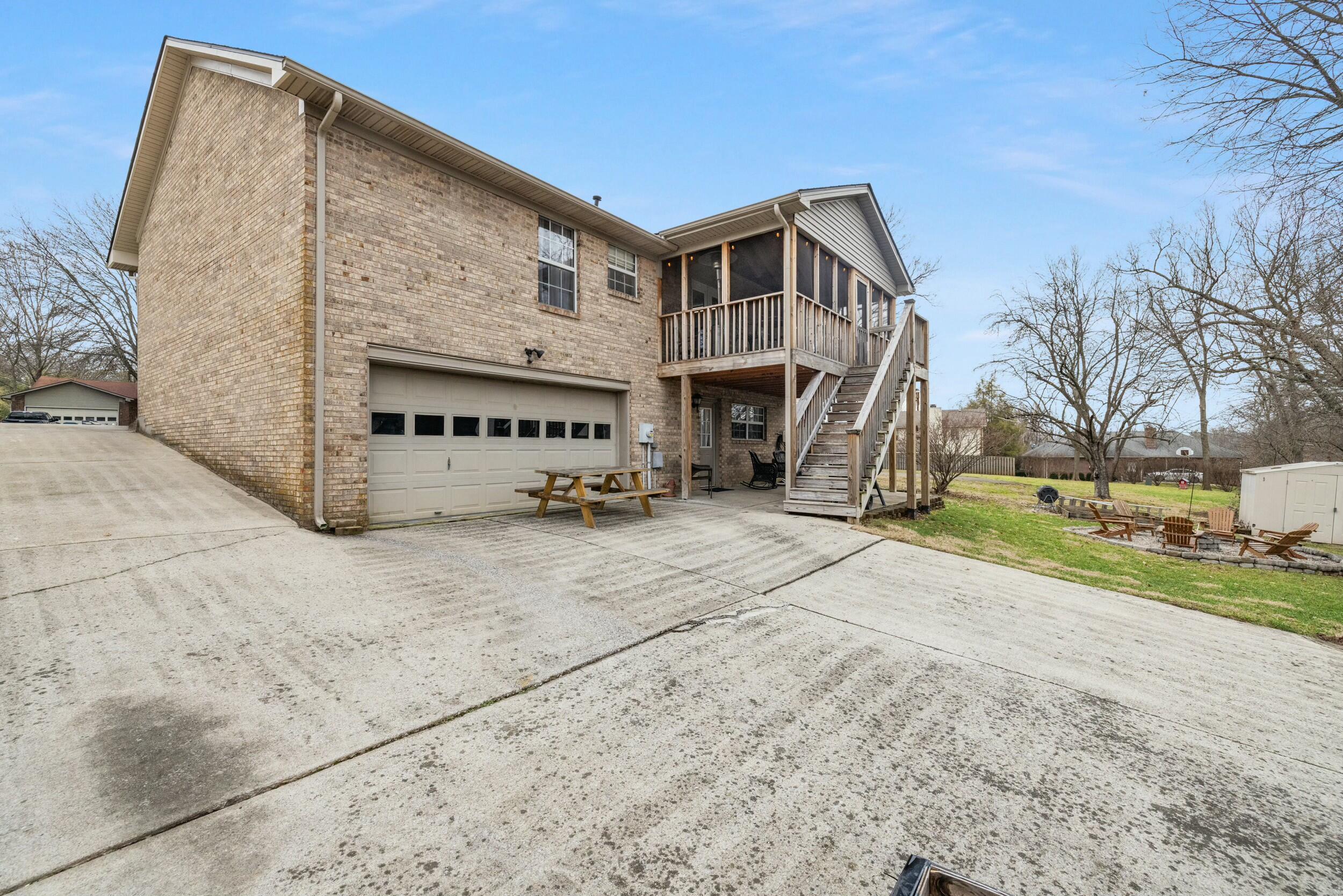 3808 Brookdale Circle