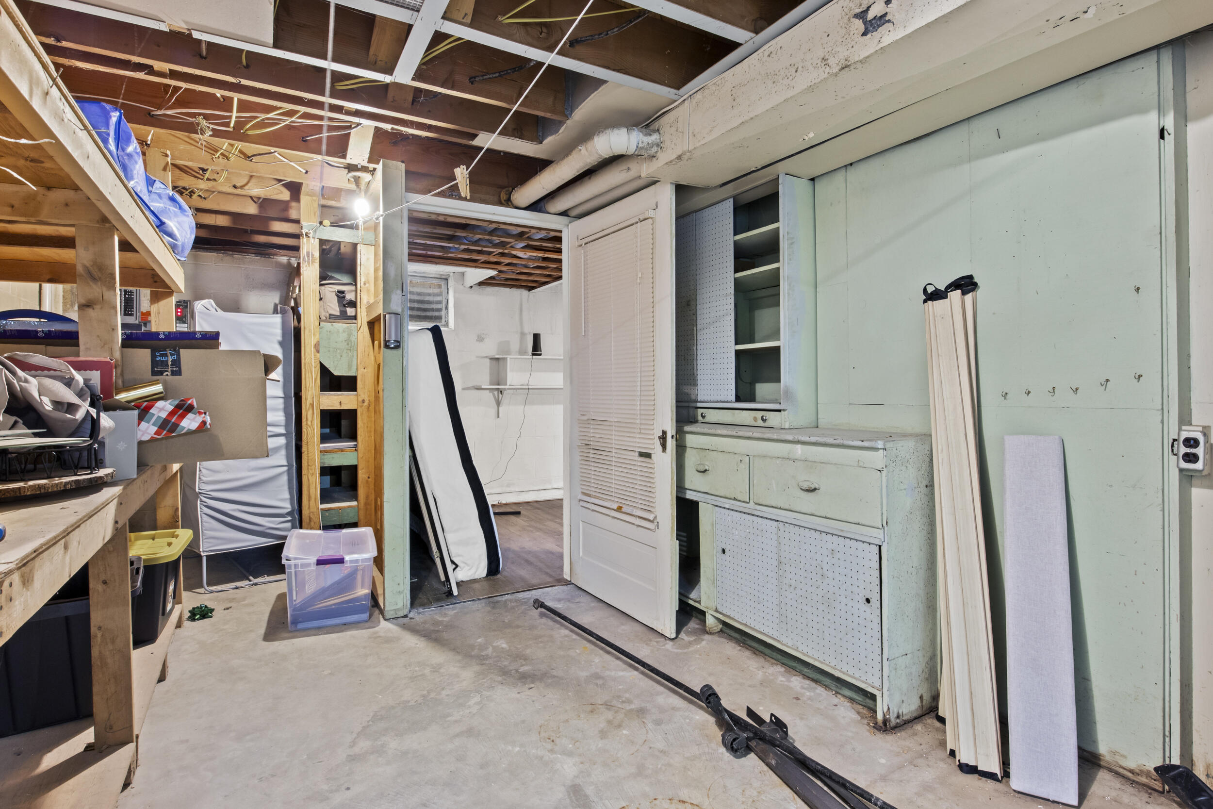 1709 Blue Licks Road