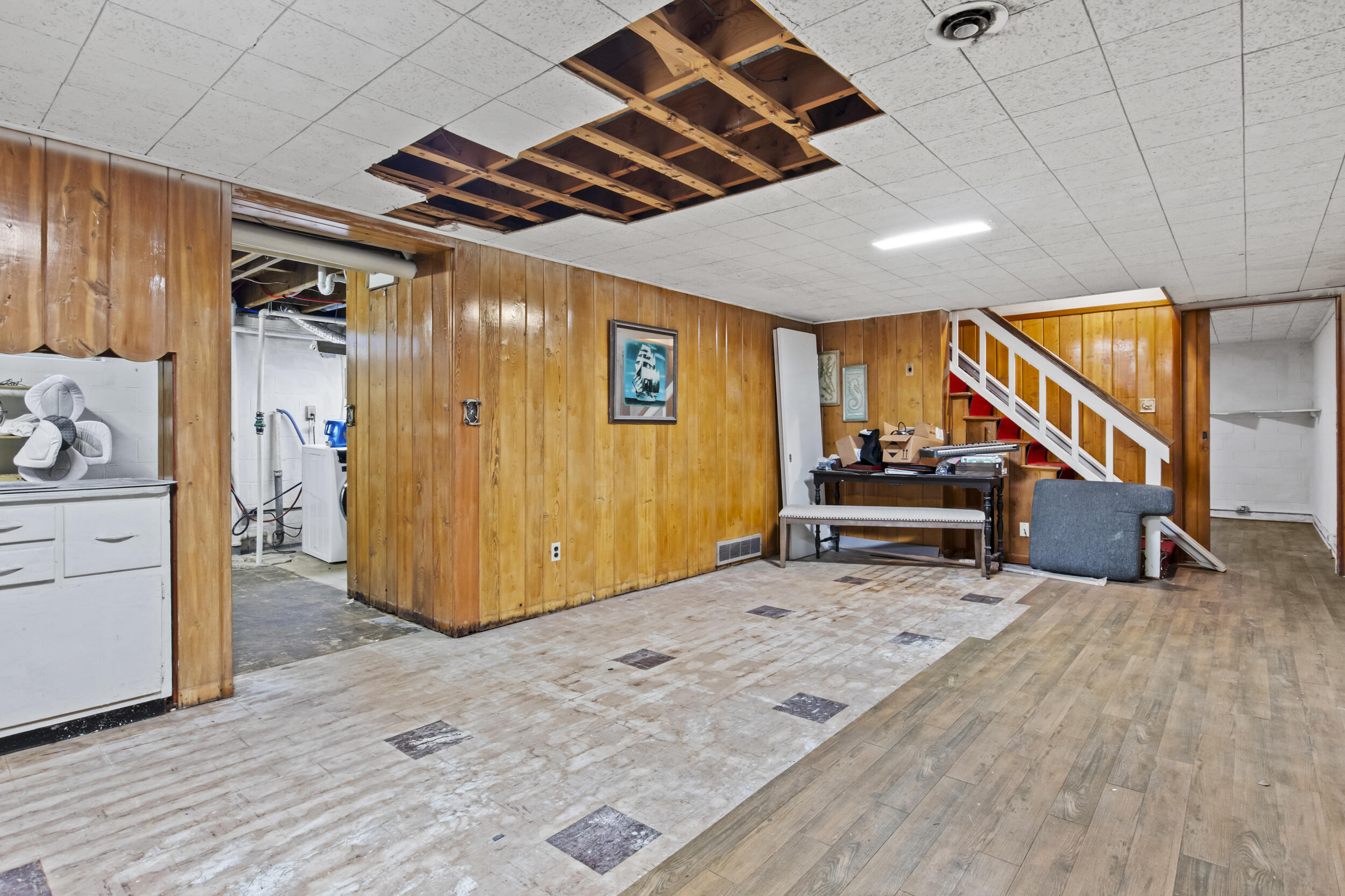 1709 Blue Licks Road